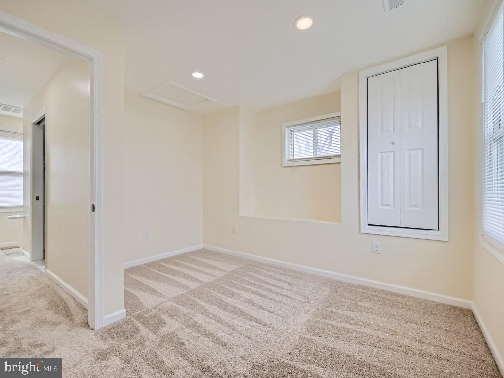 SPARROWS POINT - Residential