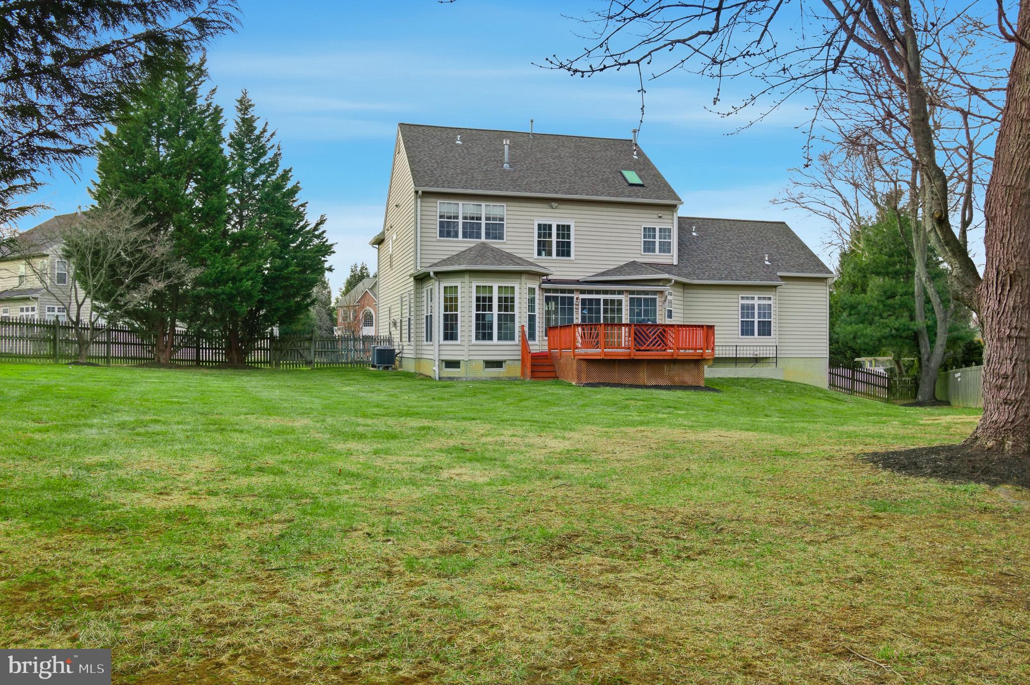 BRAMPTON HILLS - Residential