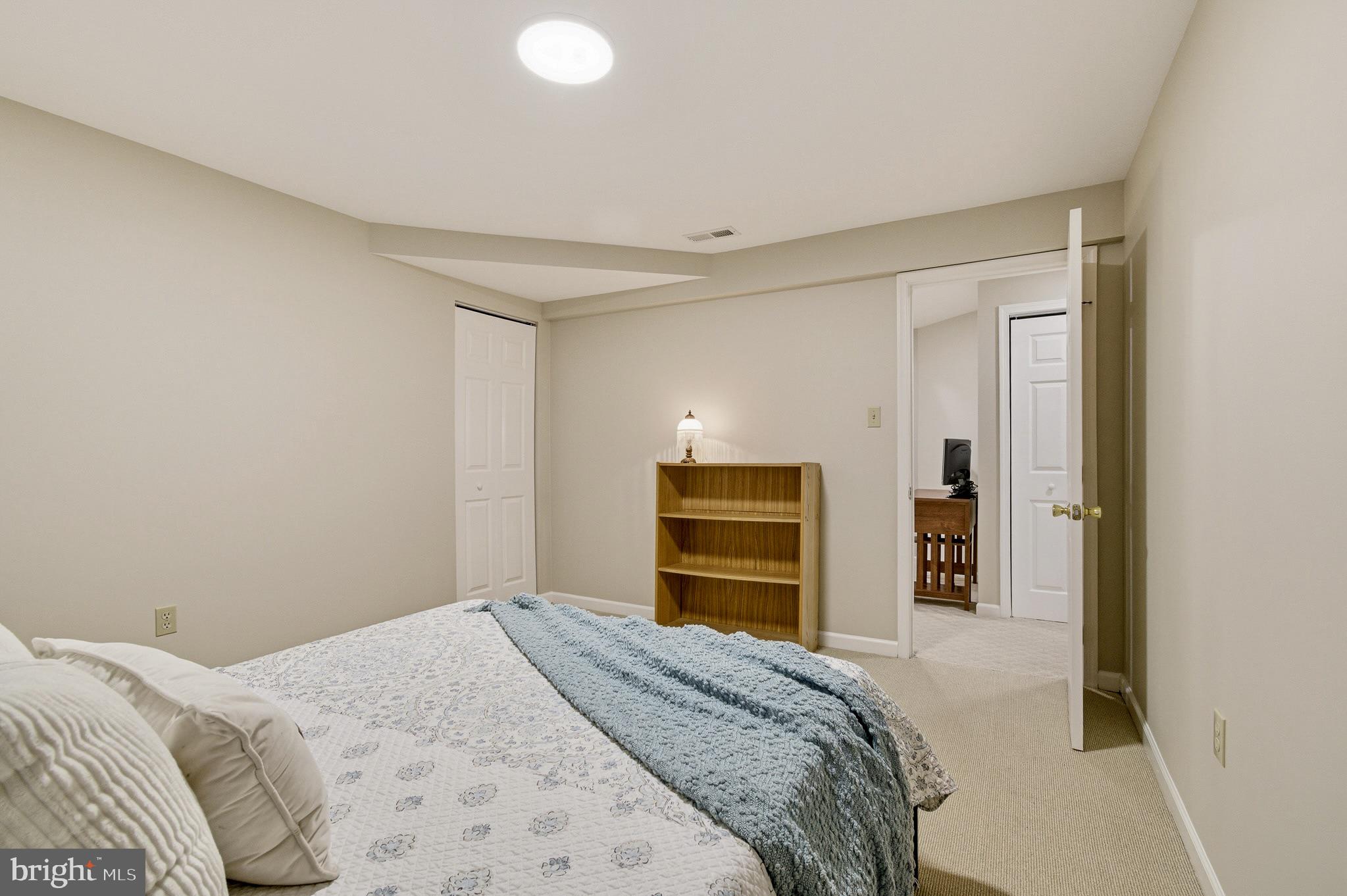 BRAMPTON HILLS - Residential