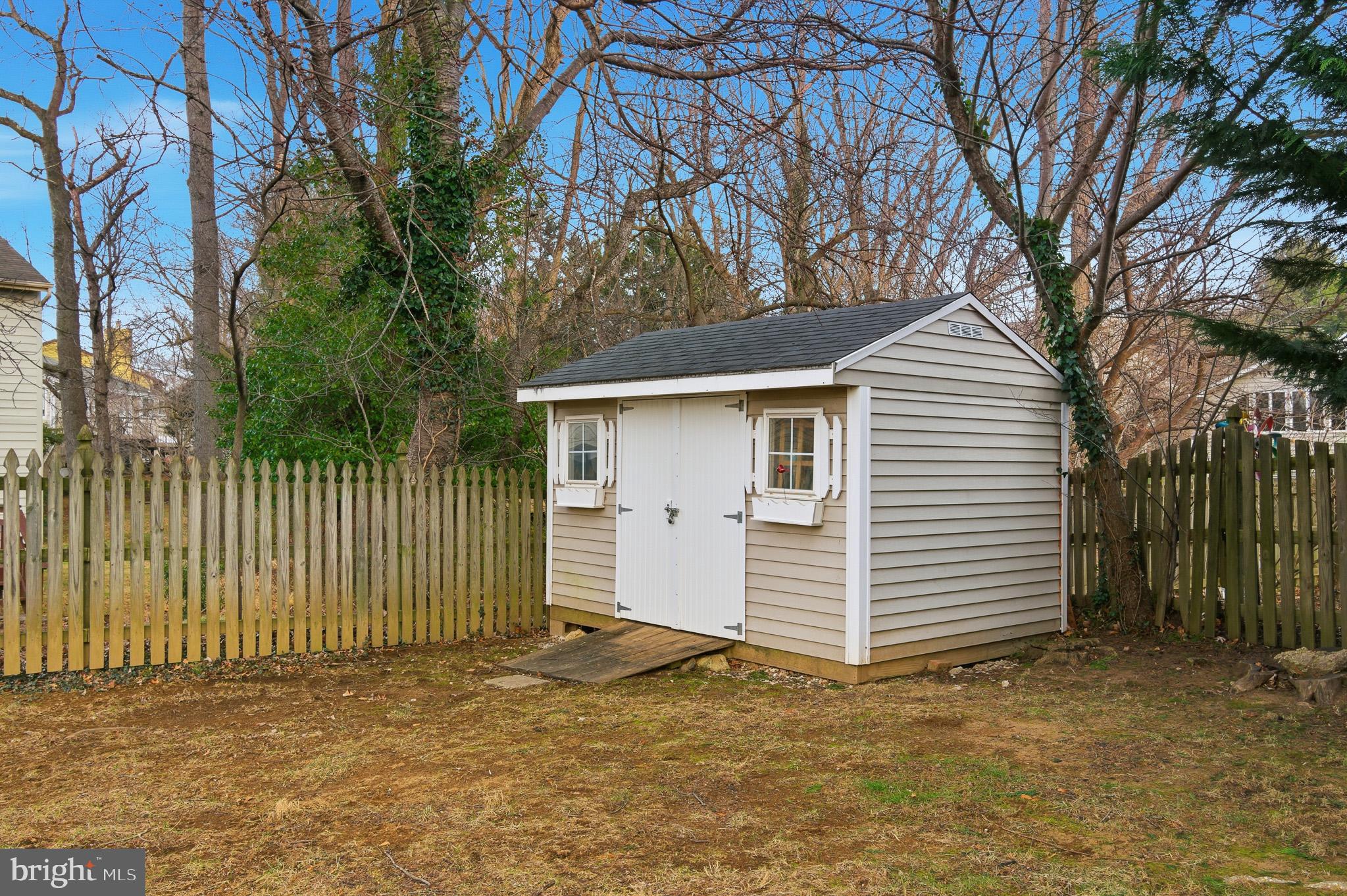 BRAMPTON HILLS - Residential