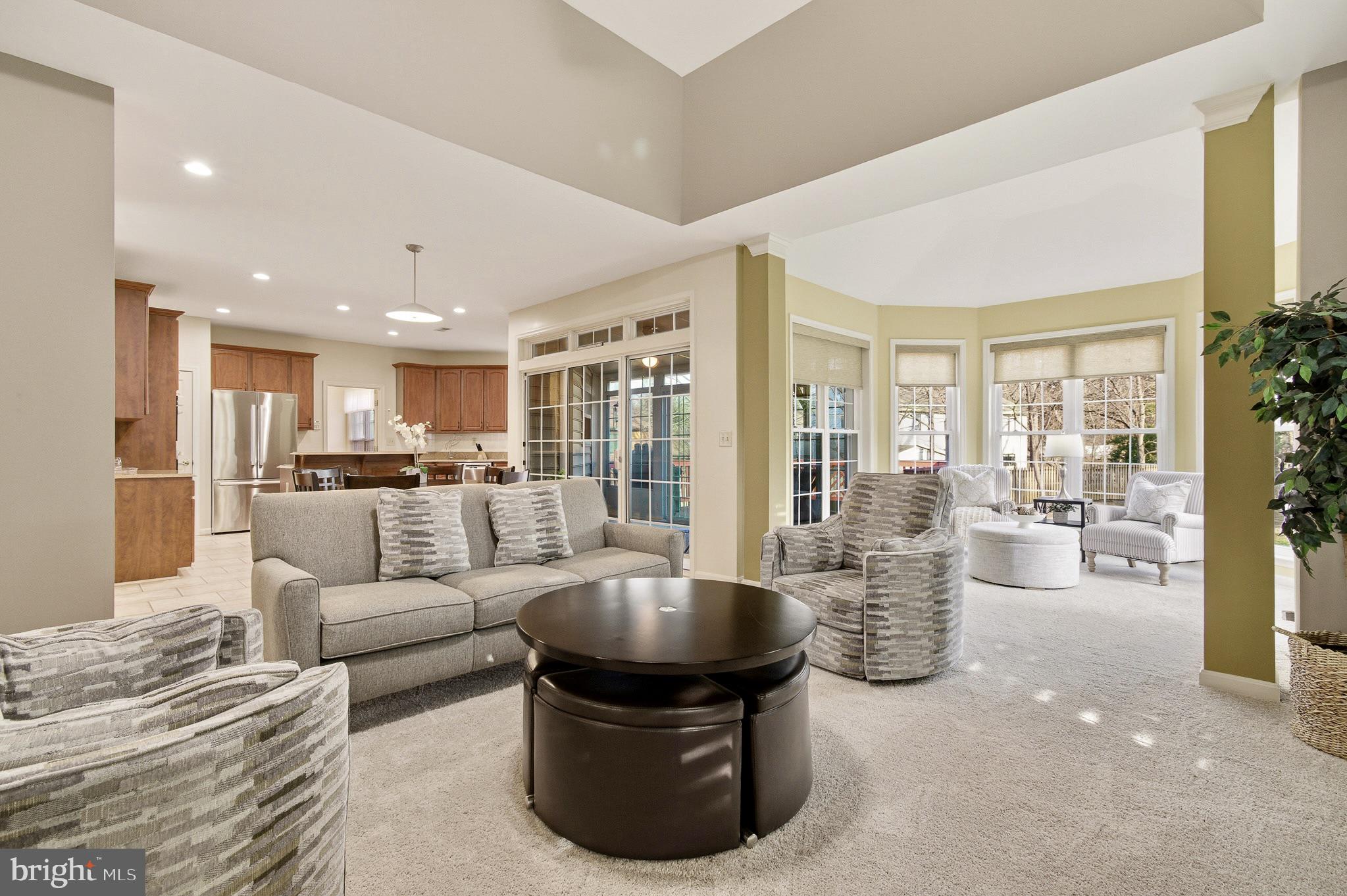 BRAMPTON HILLS - Residential