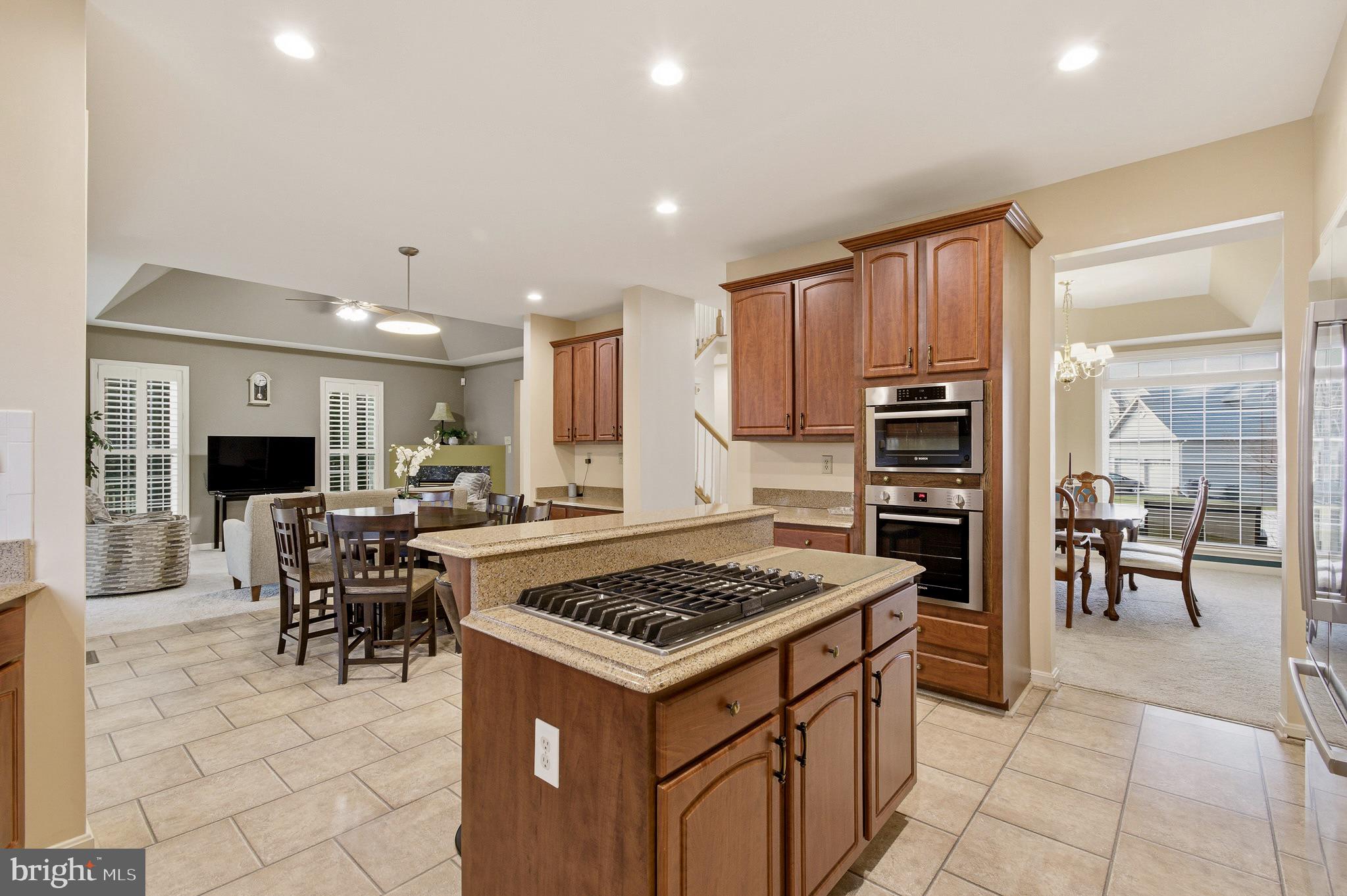 BRAMPTON HILLS - Residential