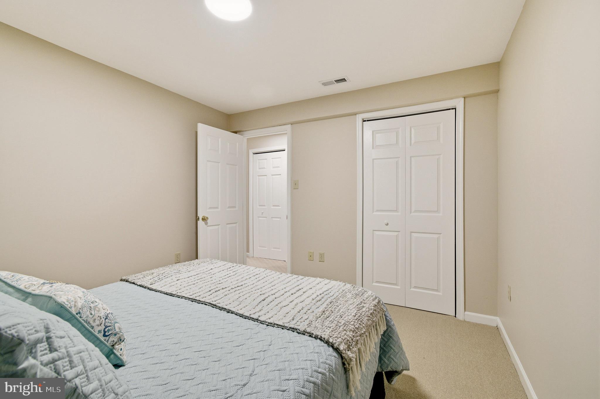 BRAMPTON HILLS - Residential