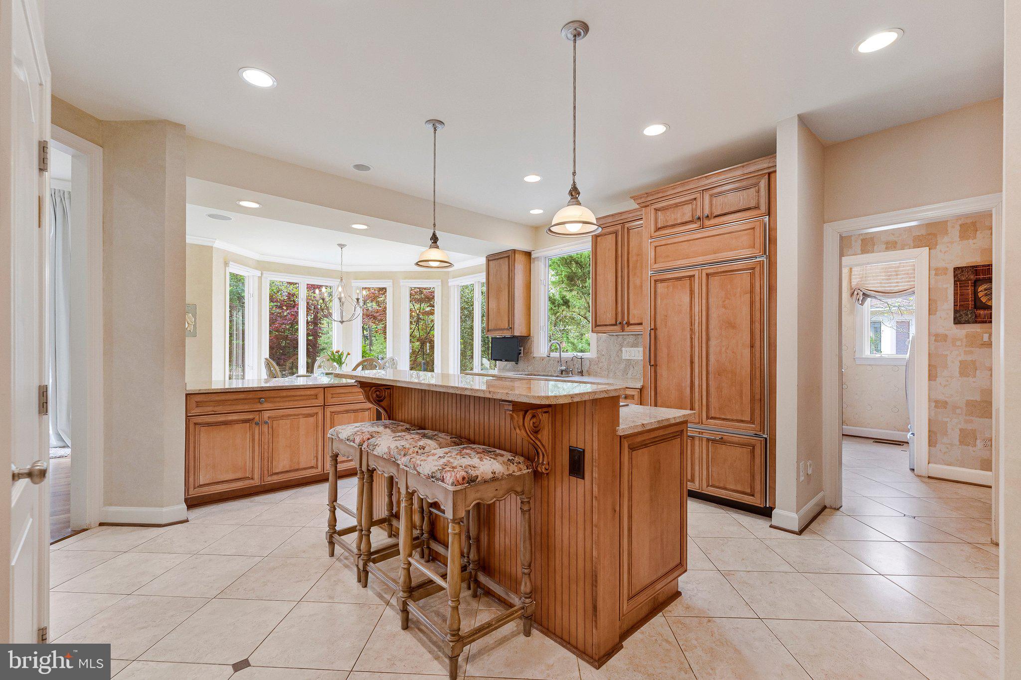 HUNTERS END - Residential