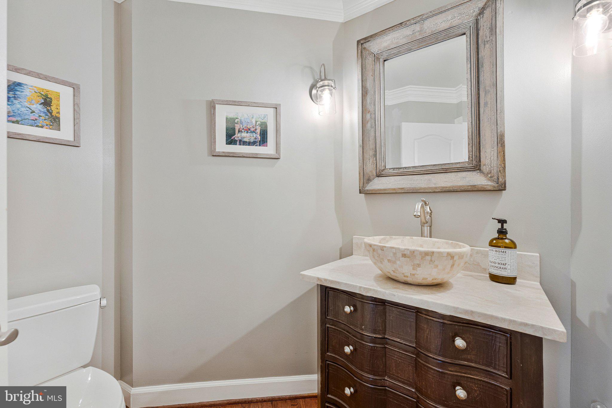 HUNTERS END - Residential