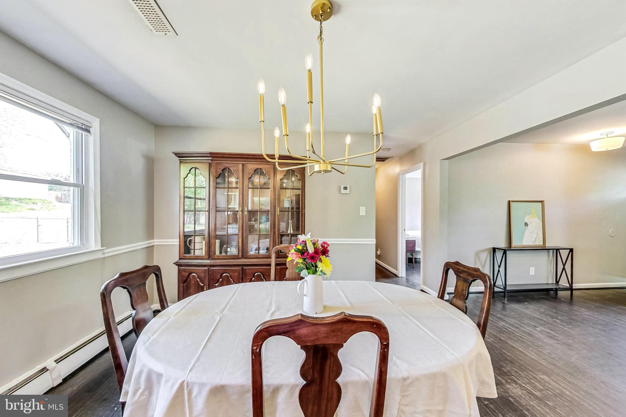 WHITE PLAINS - Residential