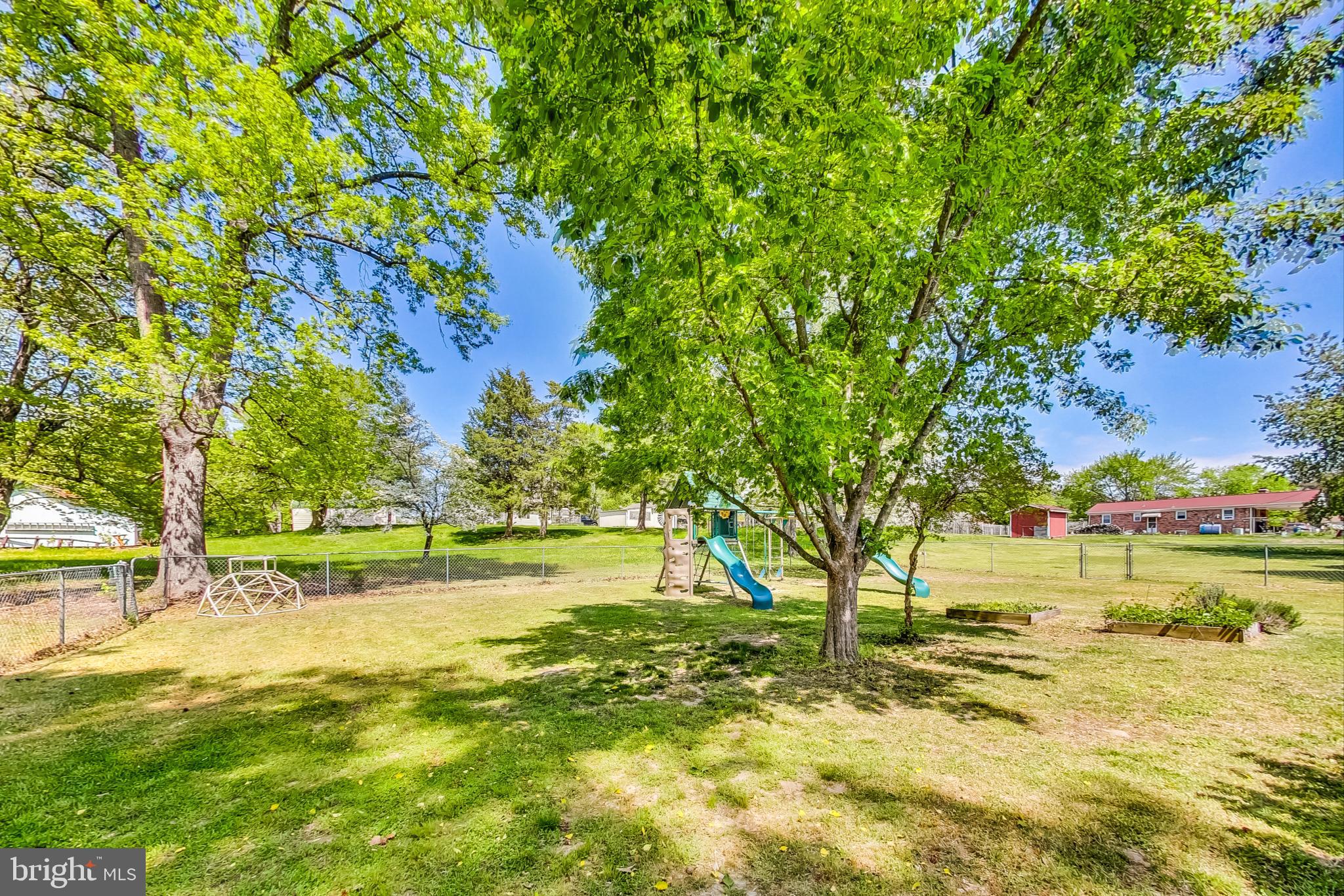 WHITE PLAINS - Residential