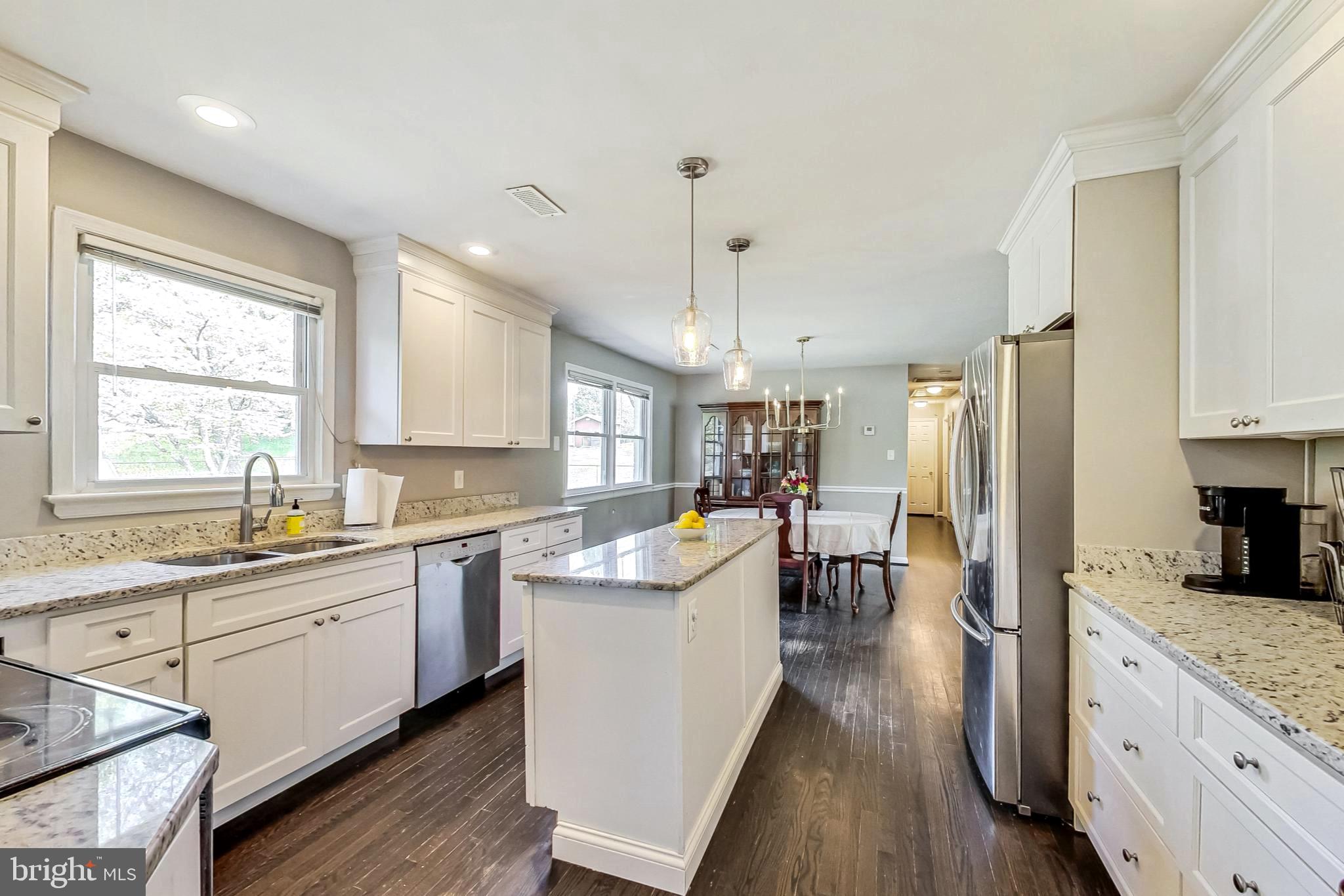 WHITE PLAINS - Residential