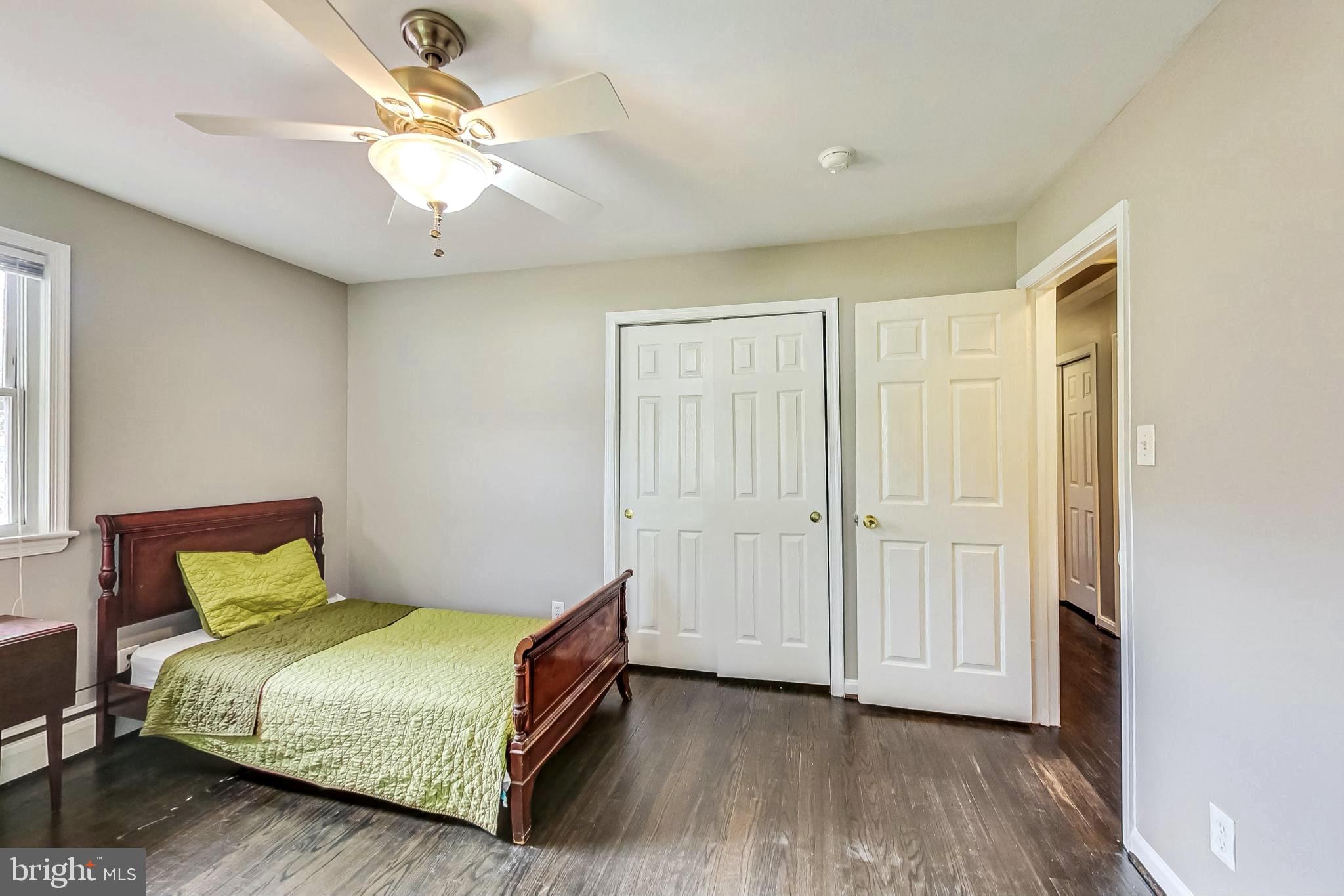 WHITE PLAINS - Residential