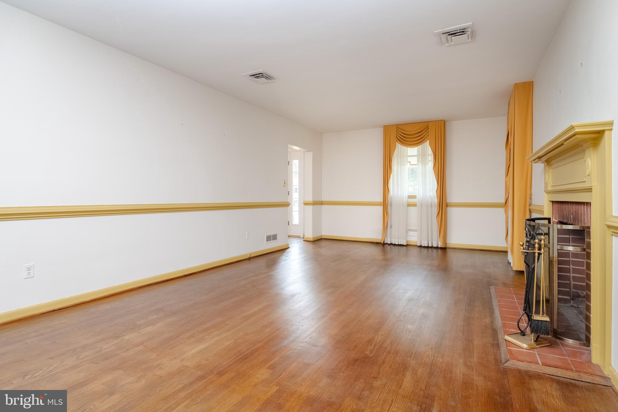 MINE BANK - Residential