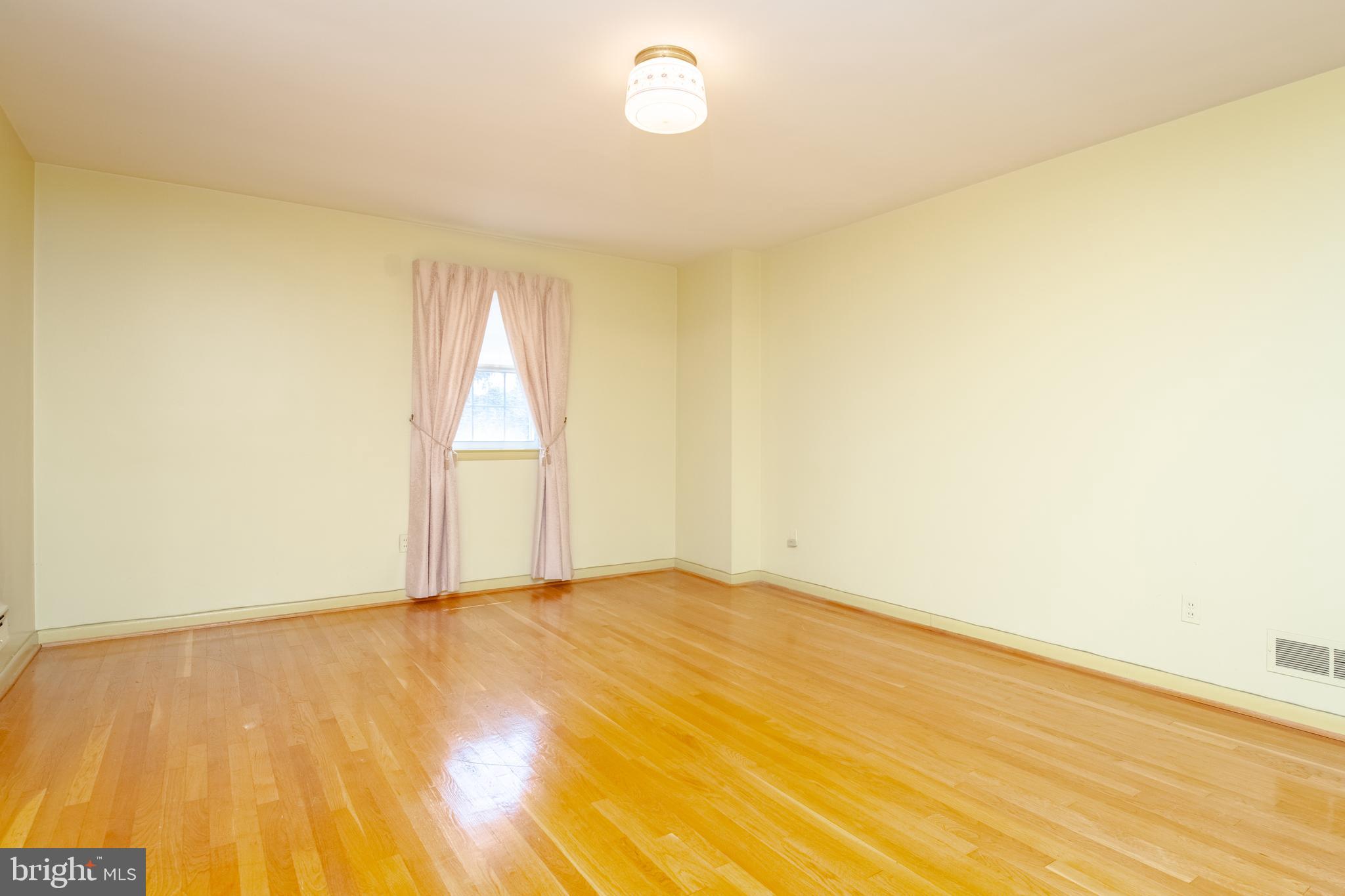 MINE BANK - Residential