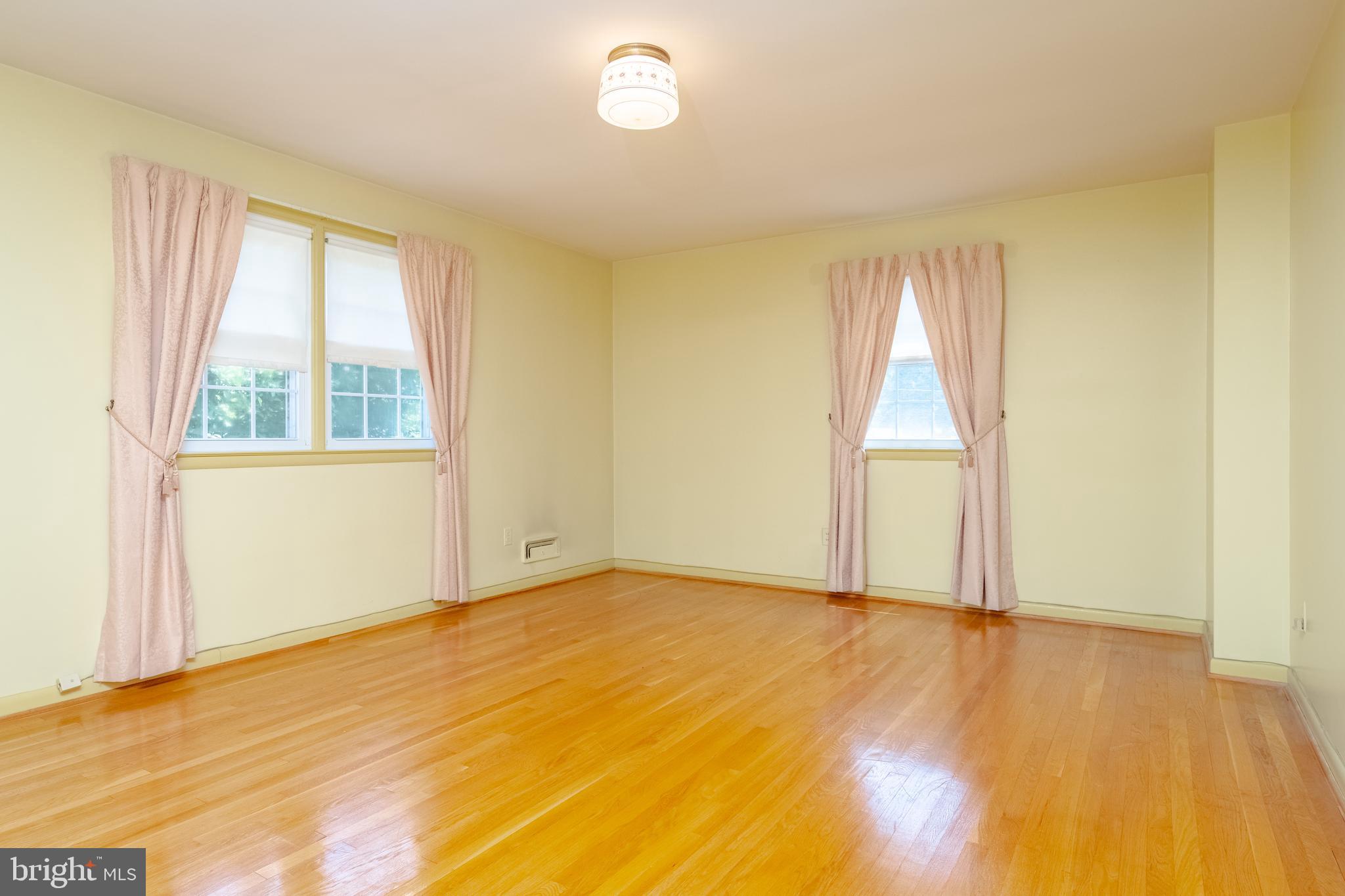 MINE BANK - Residential