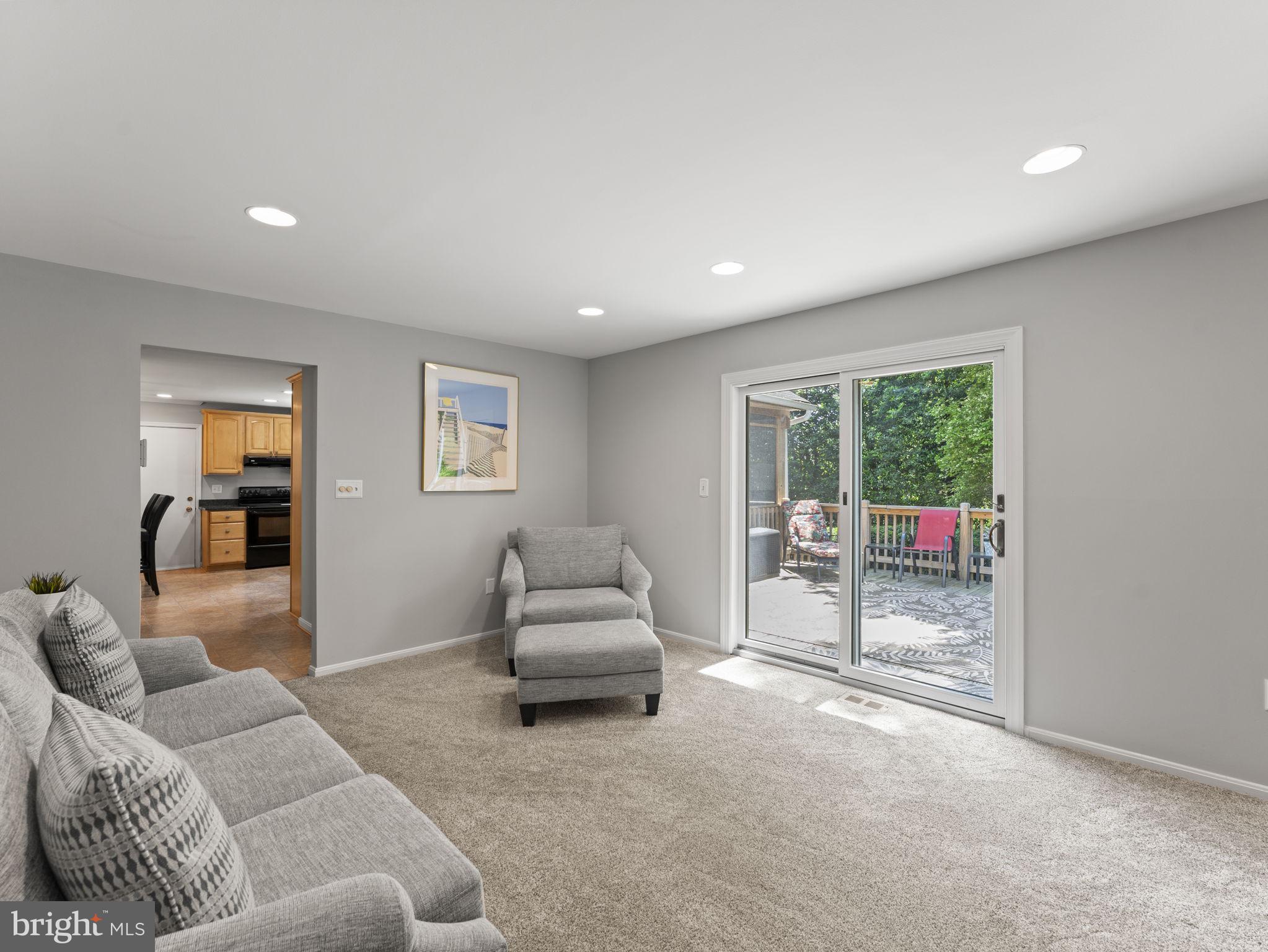 WATTS BRANCH MEADOWS - Residential