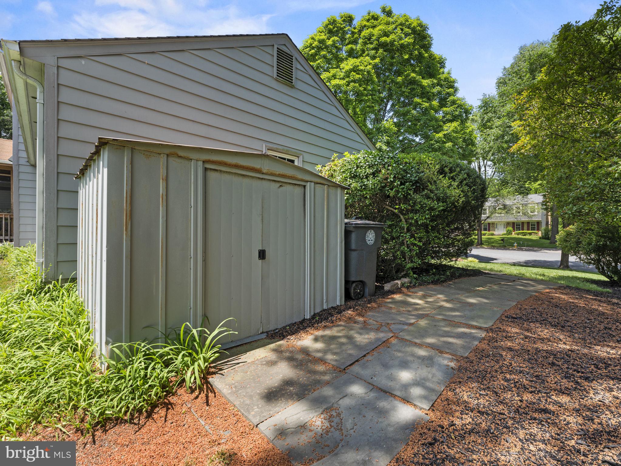 WATTS BRANCH MEADOWS - Residential