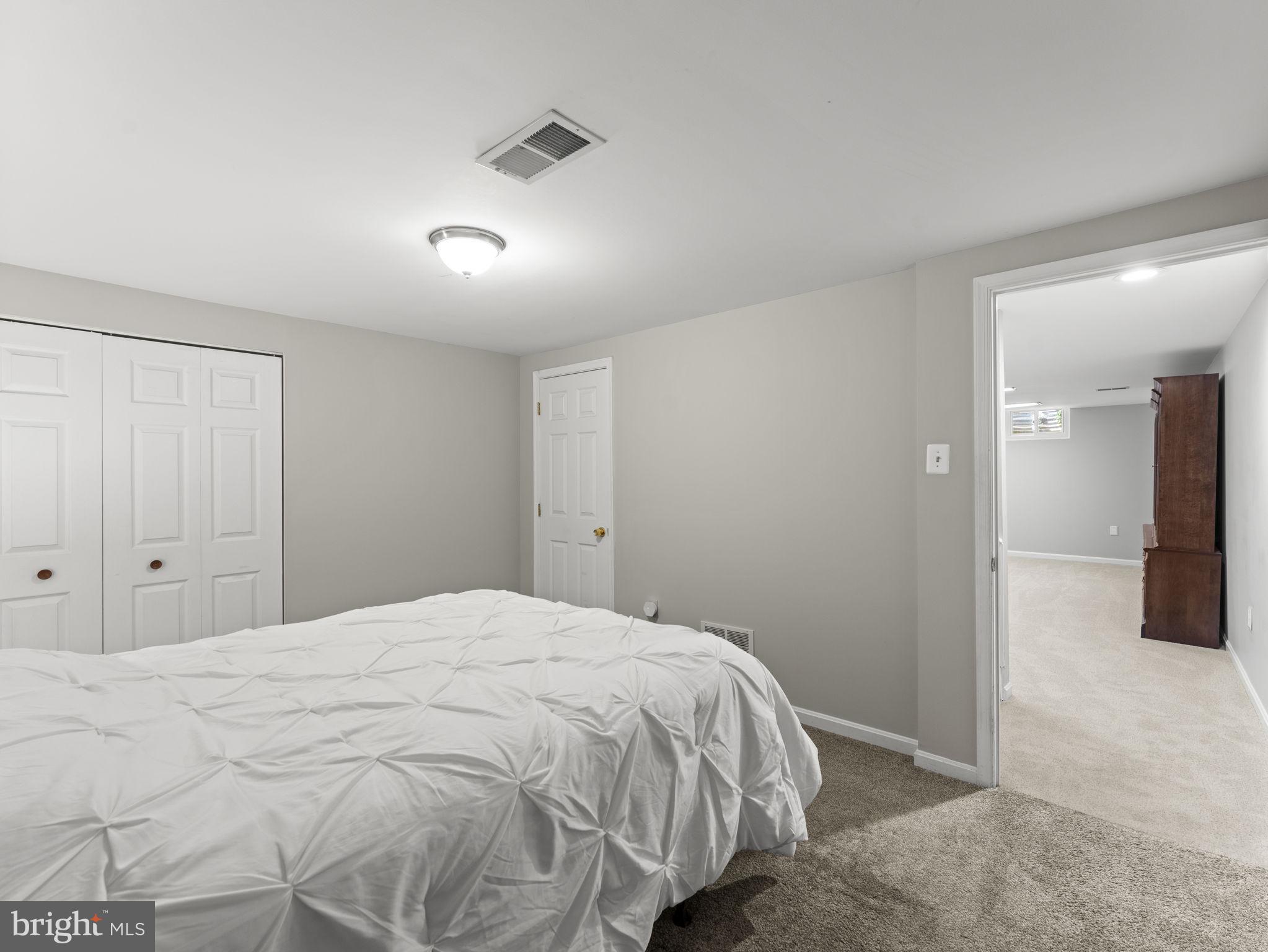 WATTS BRANCH MEADOWS - Residential