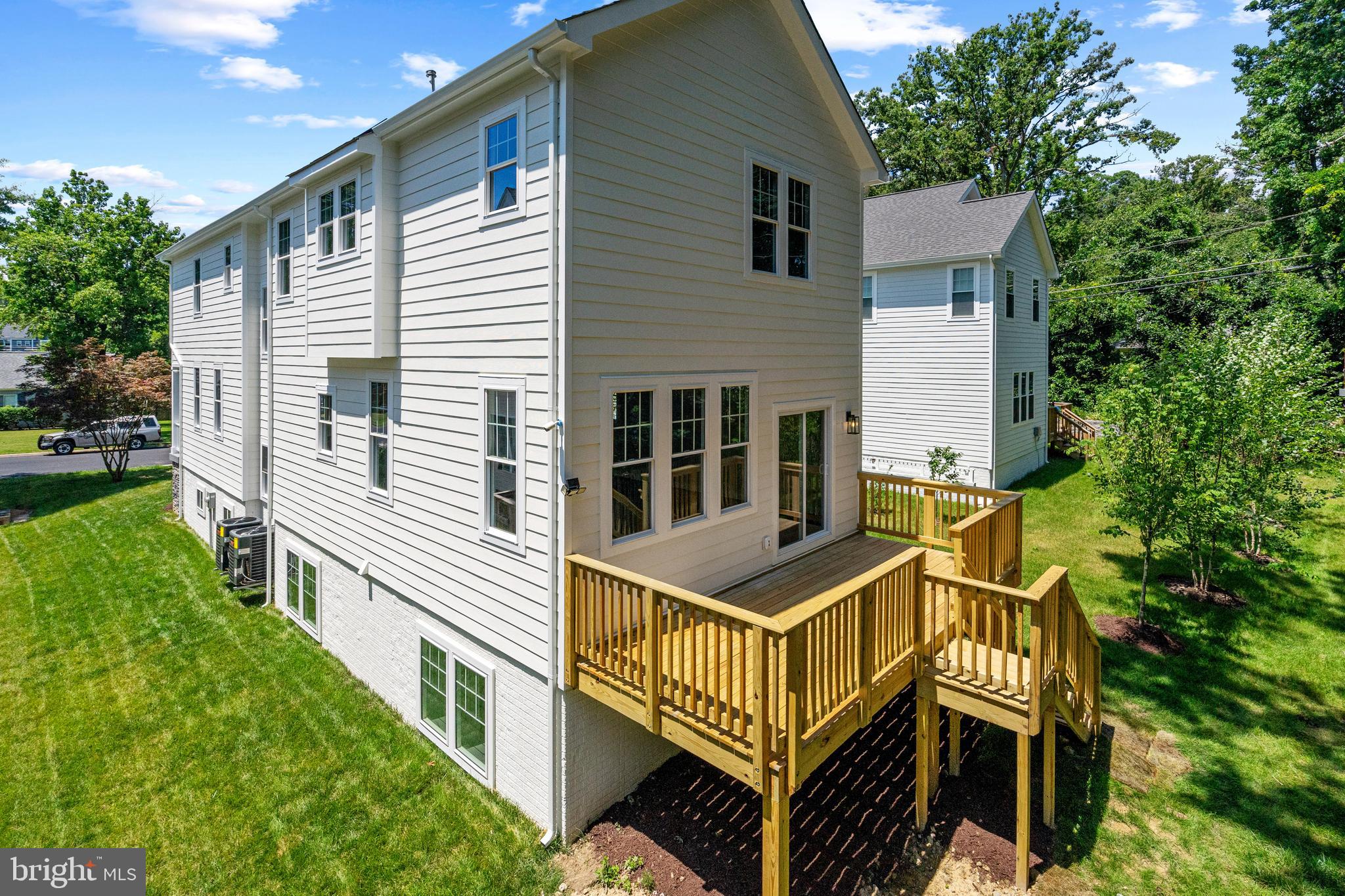 WELLINGTON - Residential