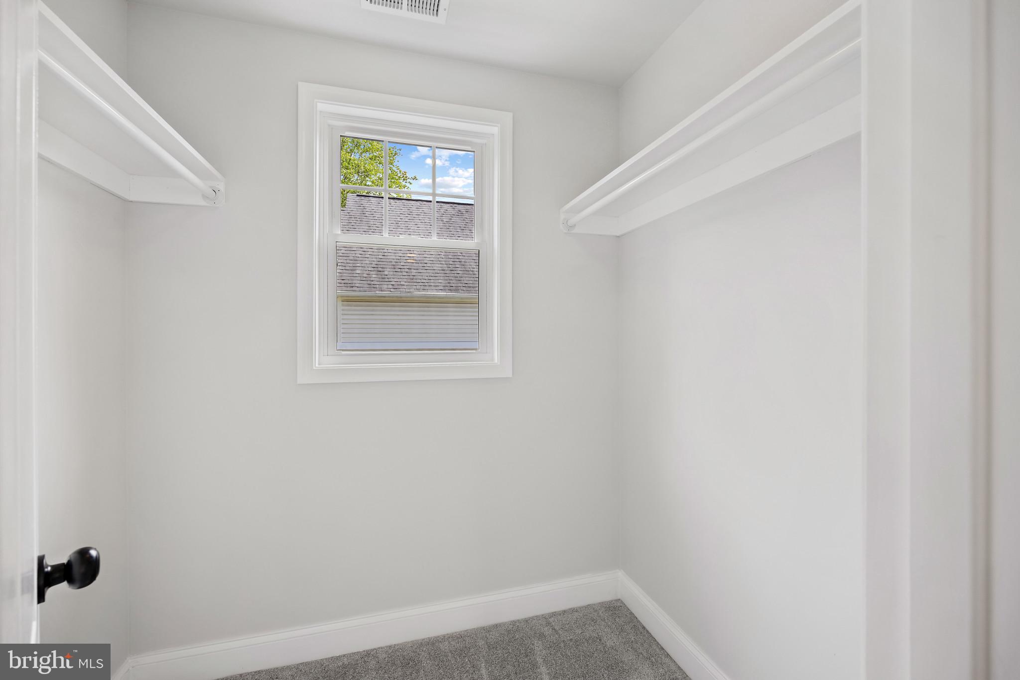 WELLINGTON - Residential