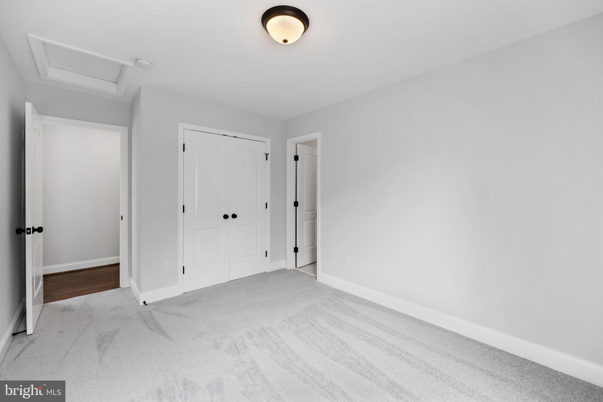 WELLINGTON - Residential