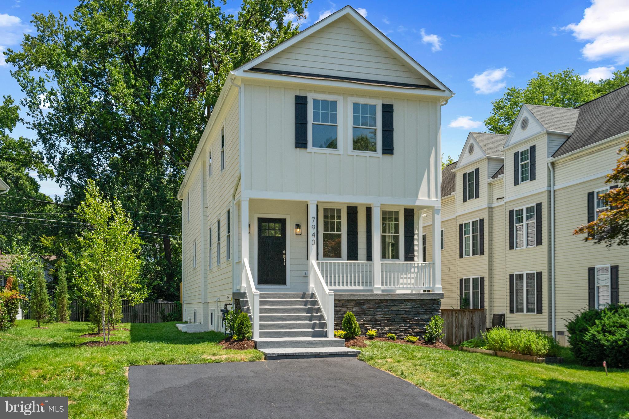 WELLINGTON - Residential