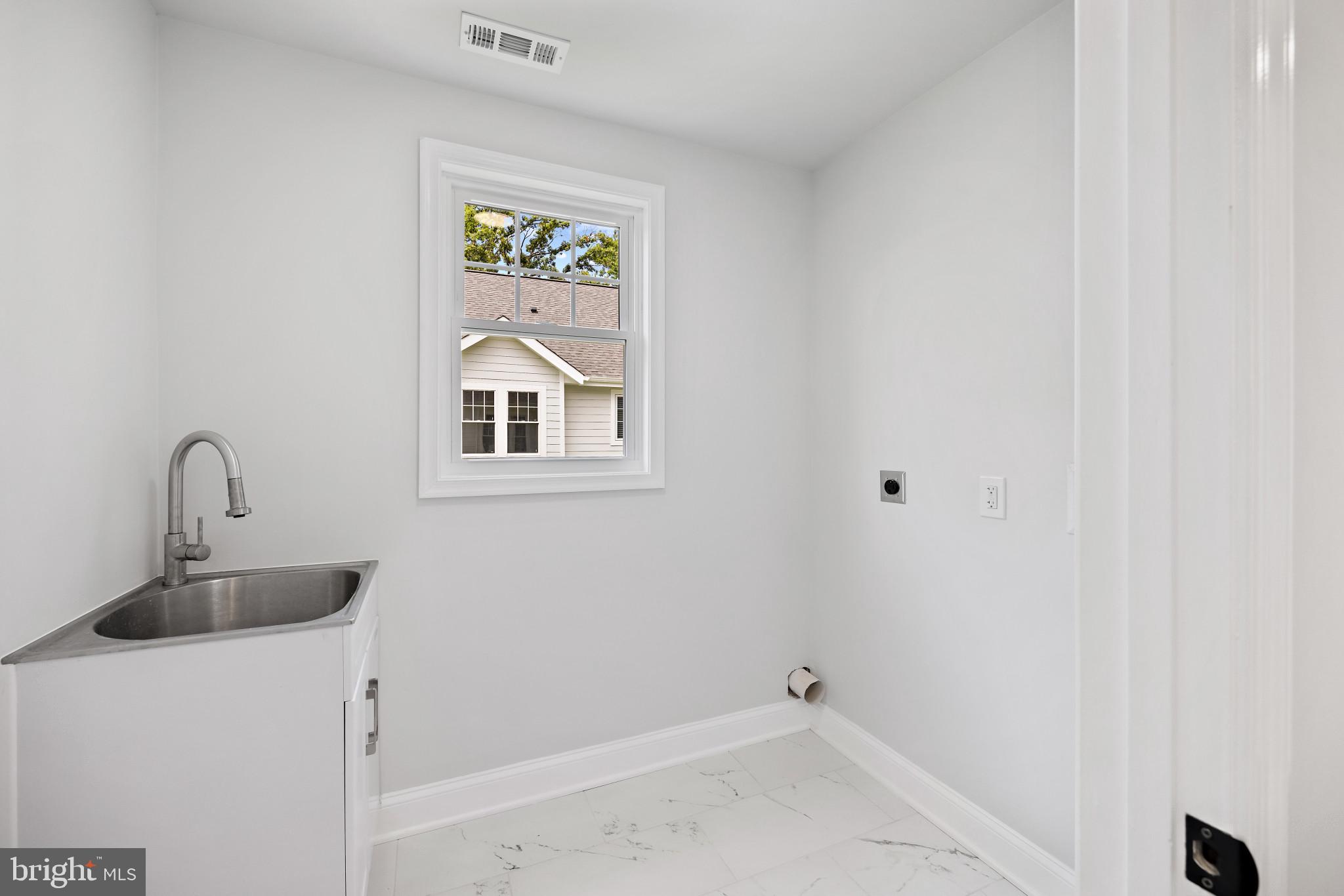 WELLINGTON - Residential