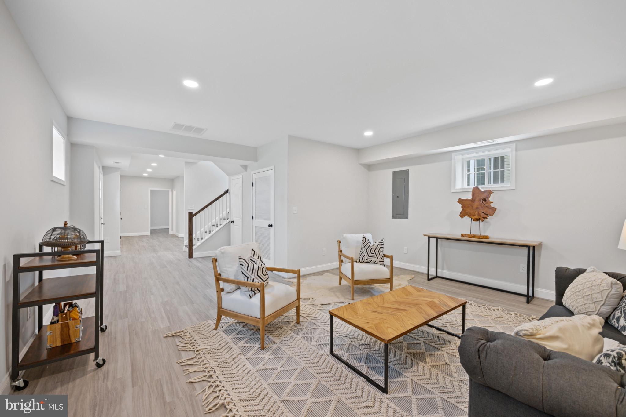 WELLINGTON - Residential