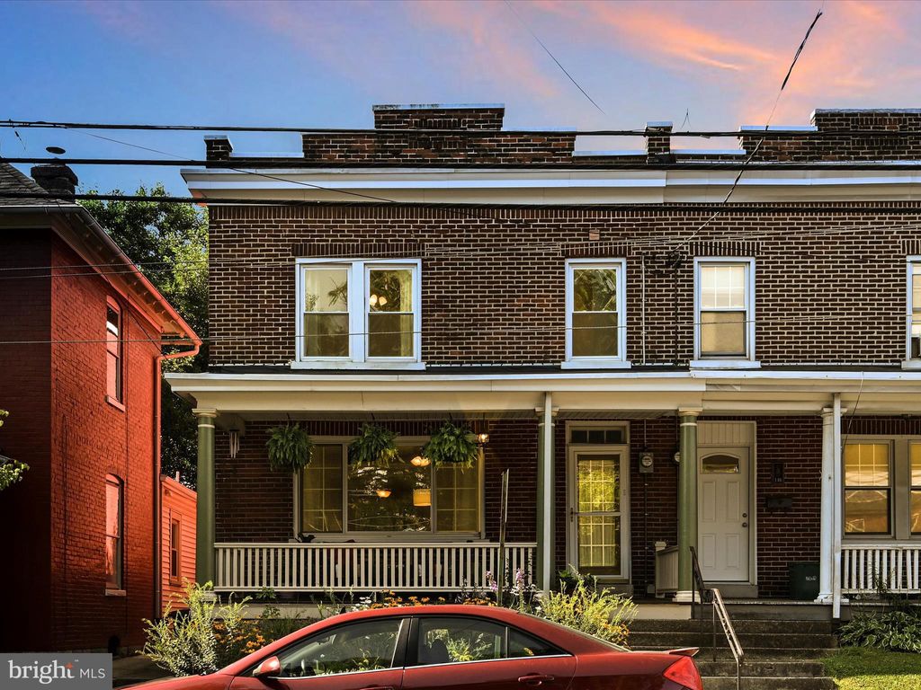 Photo of 148 E ROSS ST, LANCASTER, PA 17602 (MLS # PALA2038502)