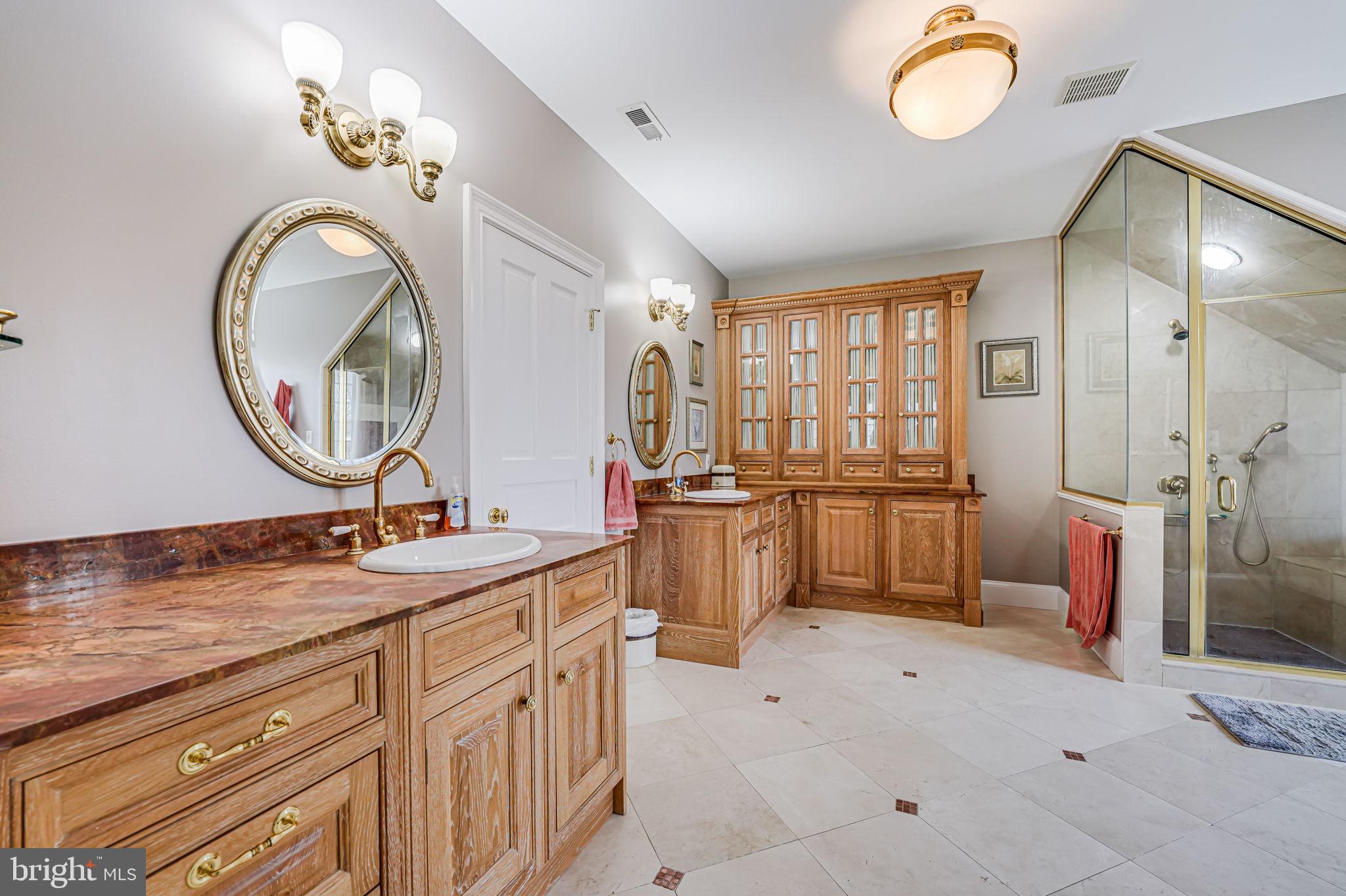 HUNTERS VALLEY MINCHEWS - Residential