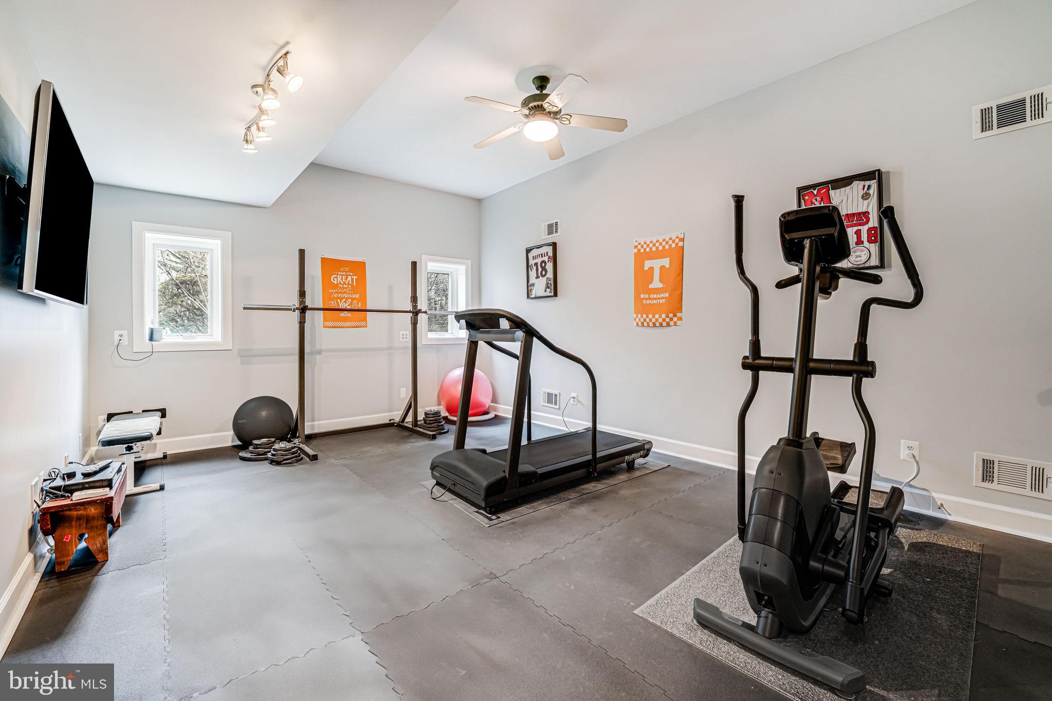 HUNTERS VALLEY MINCHEWS - Residential