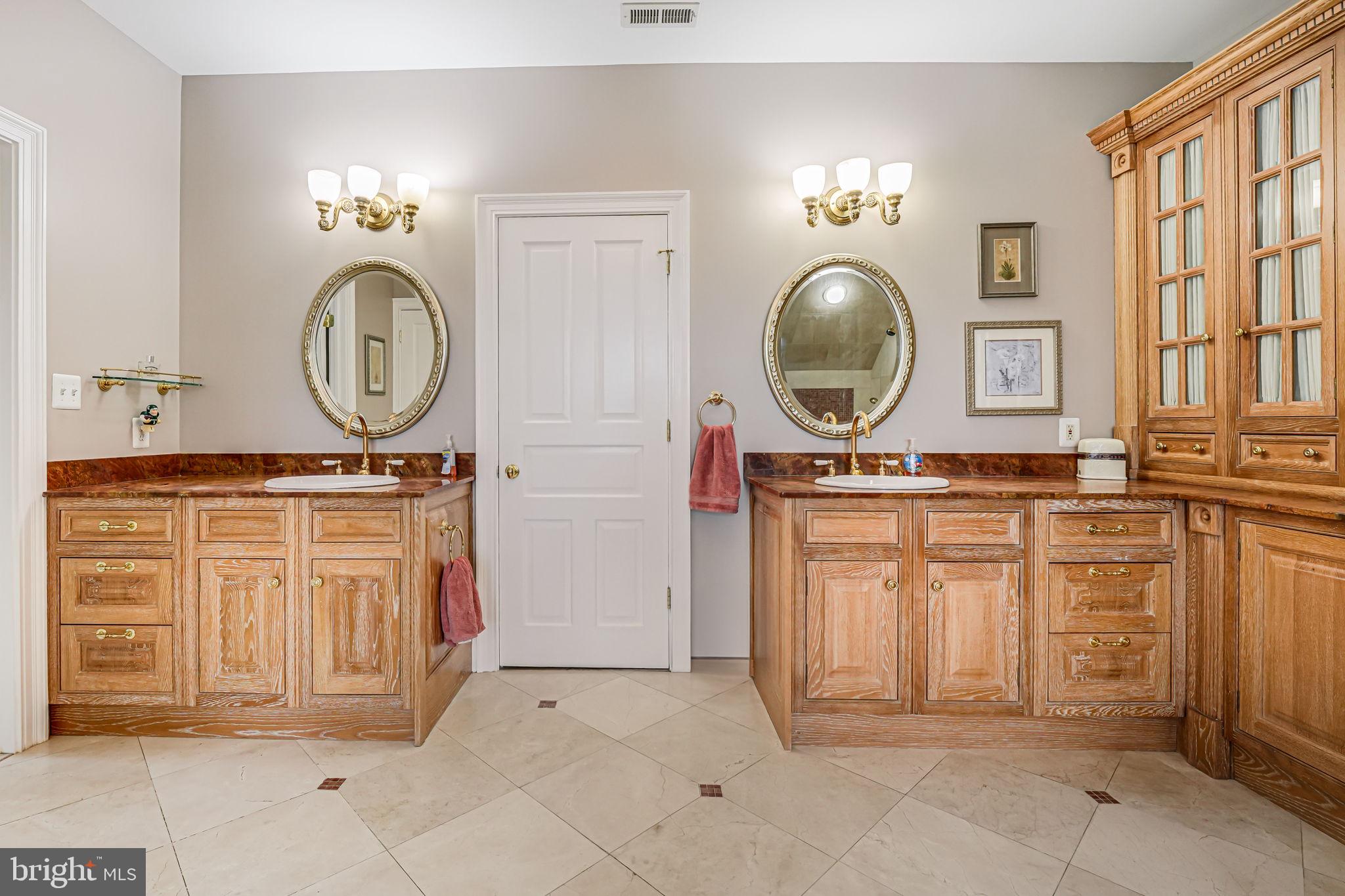 HUNTERS VALLEY MINCHEWS - Residential