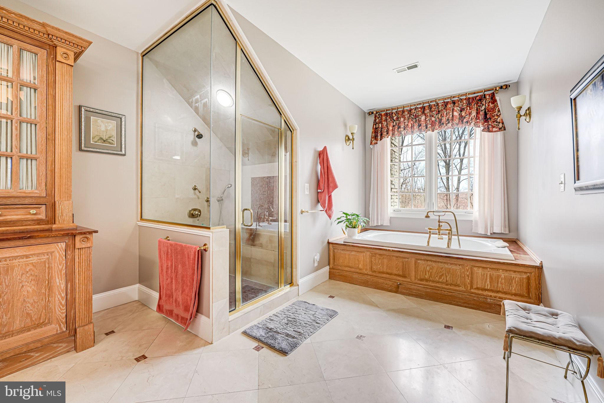 HUNTERS VALLEY MINCHEWS - Residential