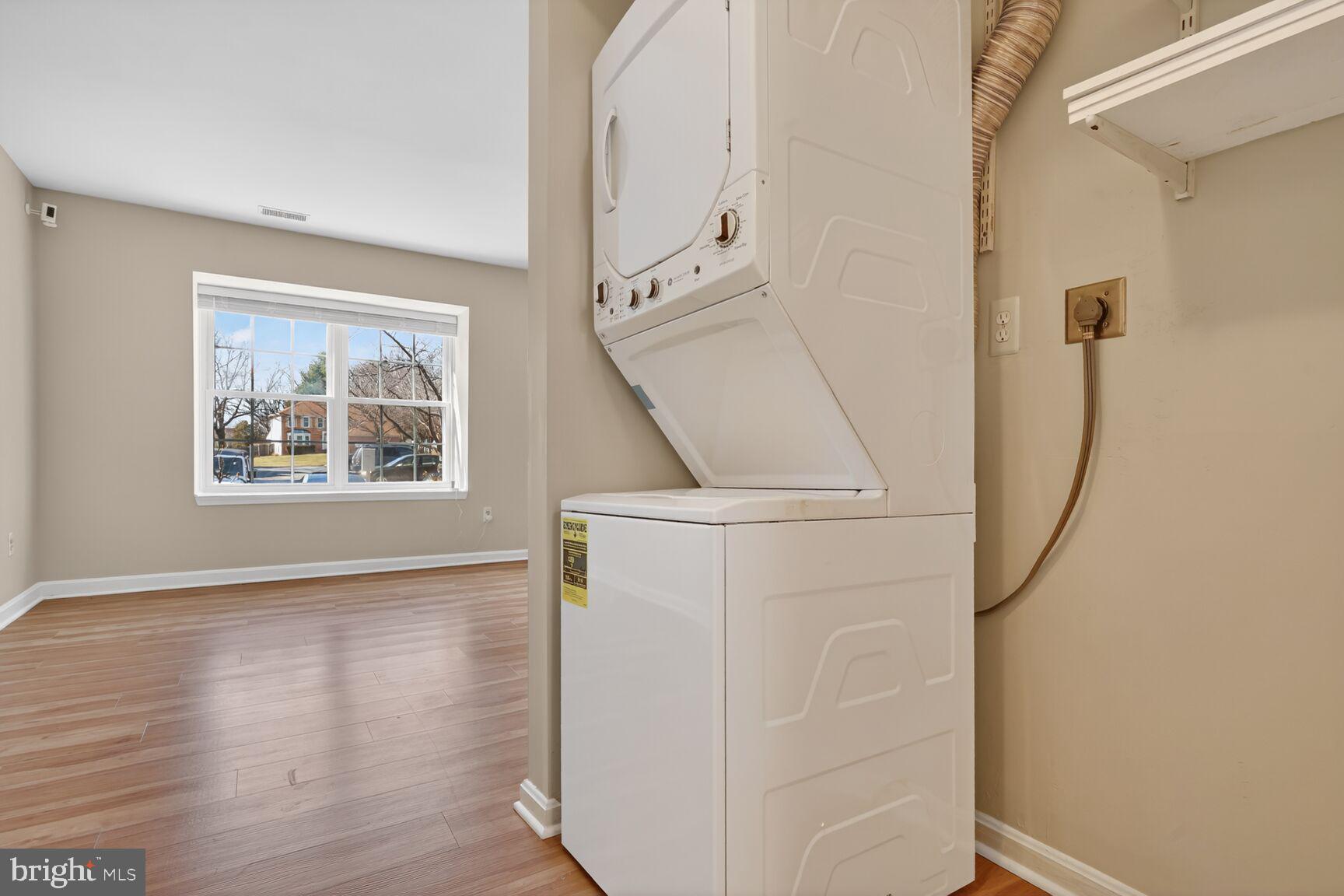 NOTTINGHAM WOODS - Residential Lease