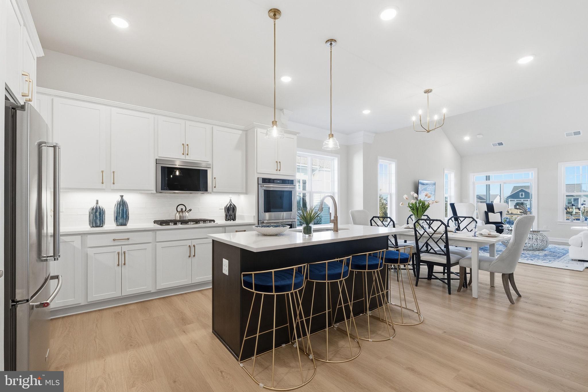 1141 HERITAGE SHORES CIRCLE