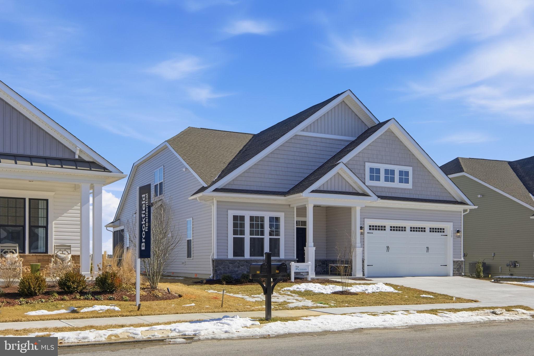 1141 HERITAGE SHORES CIRCLE