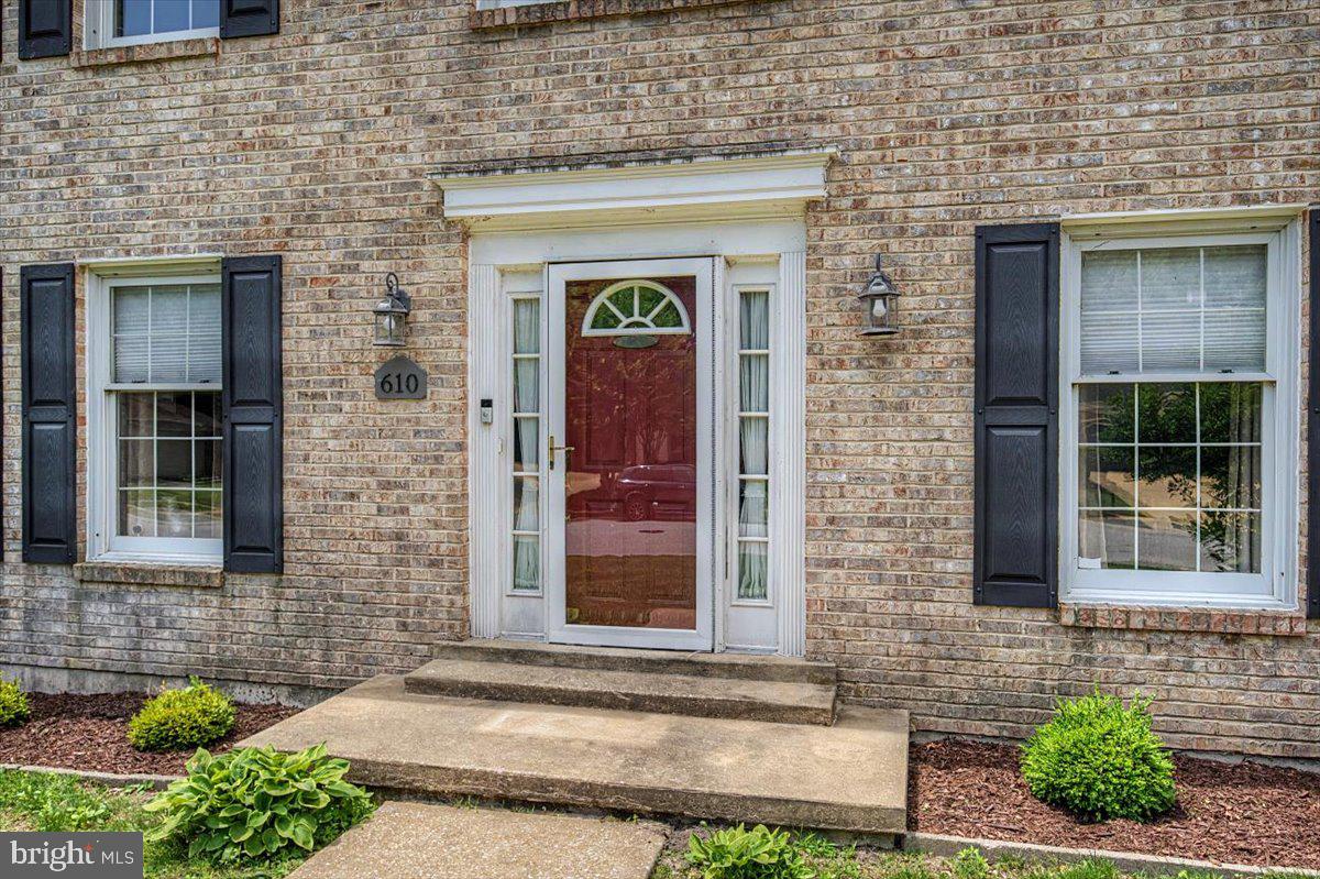 610 TIMBER WOOD BOULEVARD
