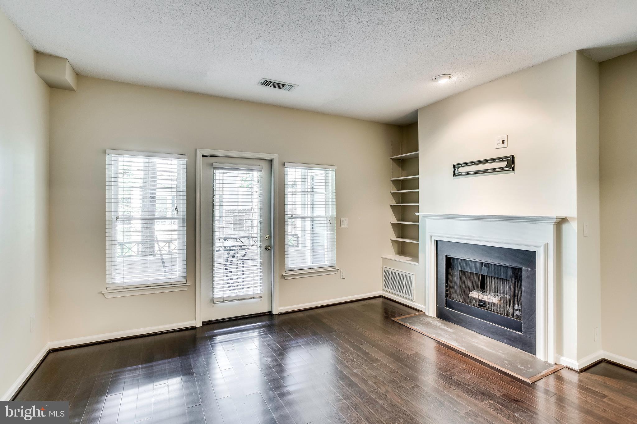 OAK PARK - Residential