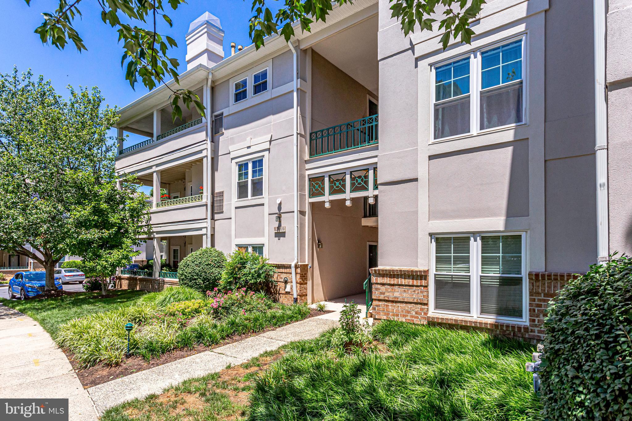 OAK PARK - Residential