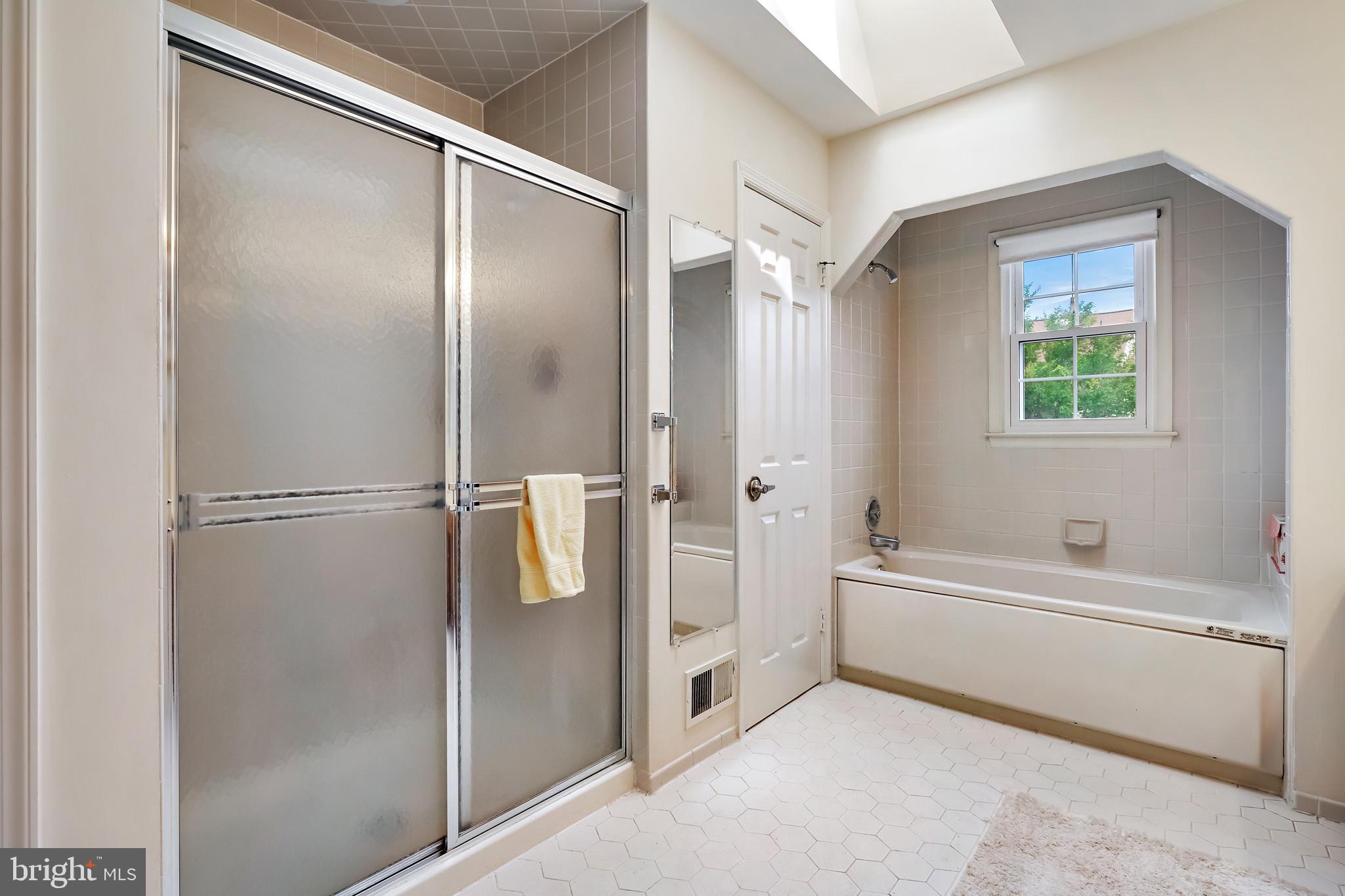 HERITAGE HARBOUR - Residential