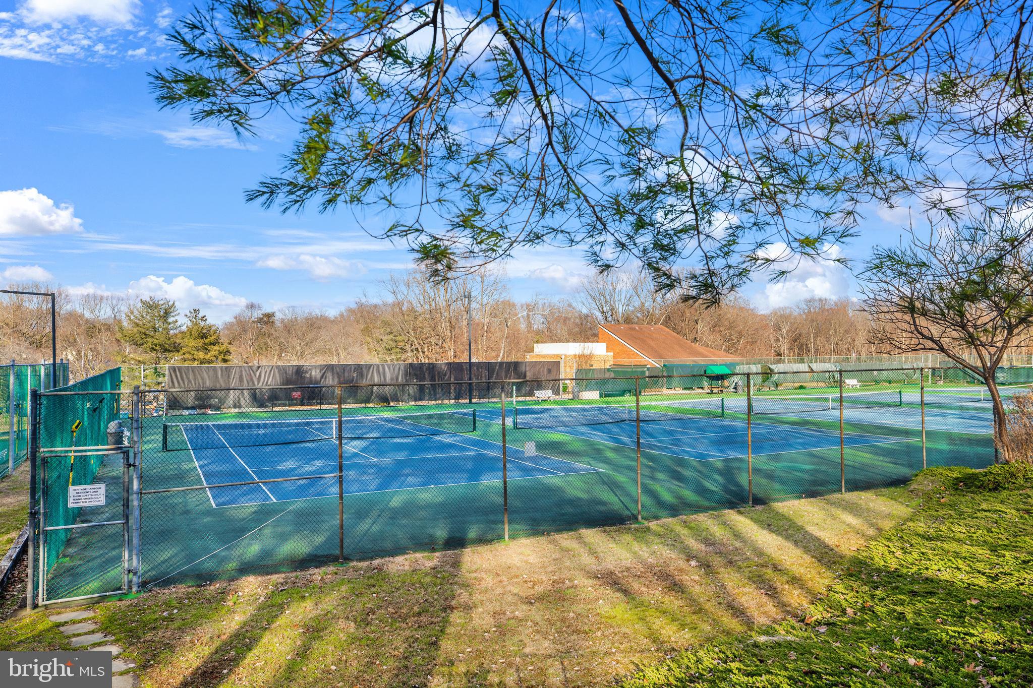 HERITAGE HARBOUR - Residential