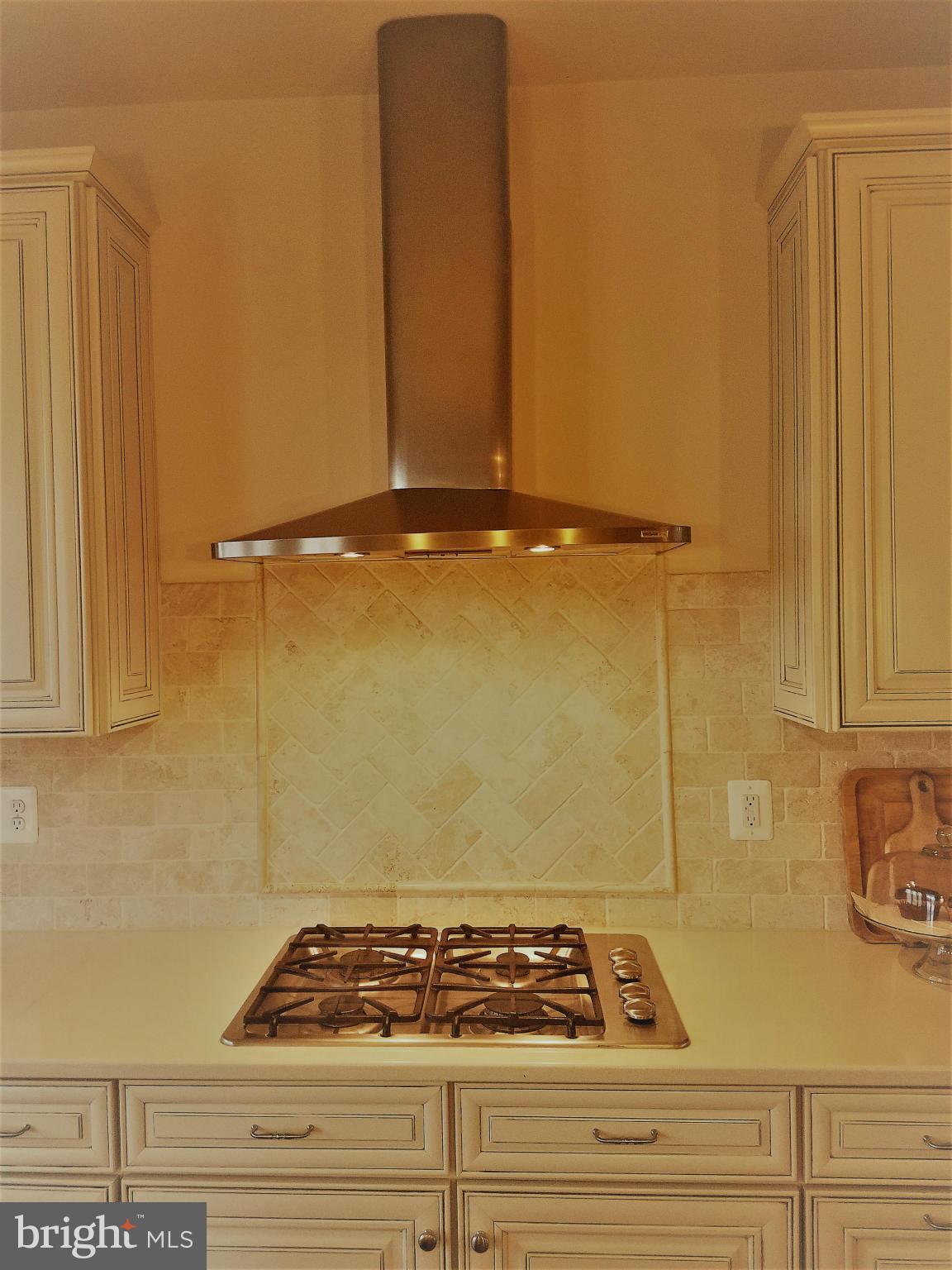 DARNESTOWN AT TRAVILAH - Residential Lease