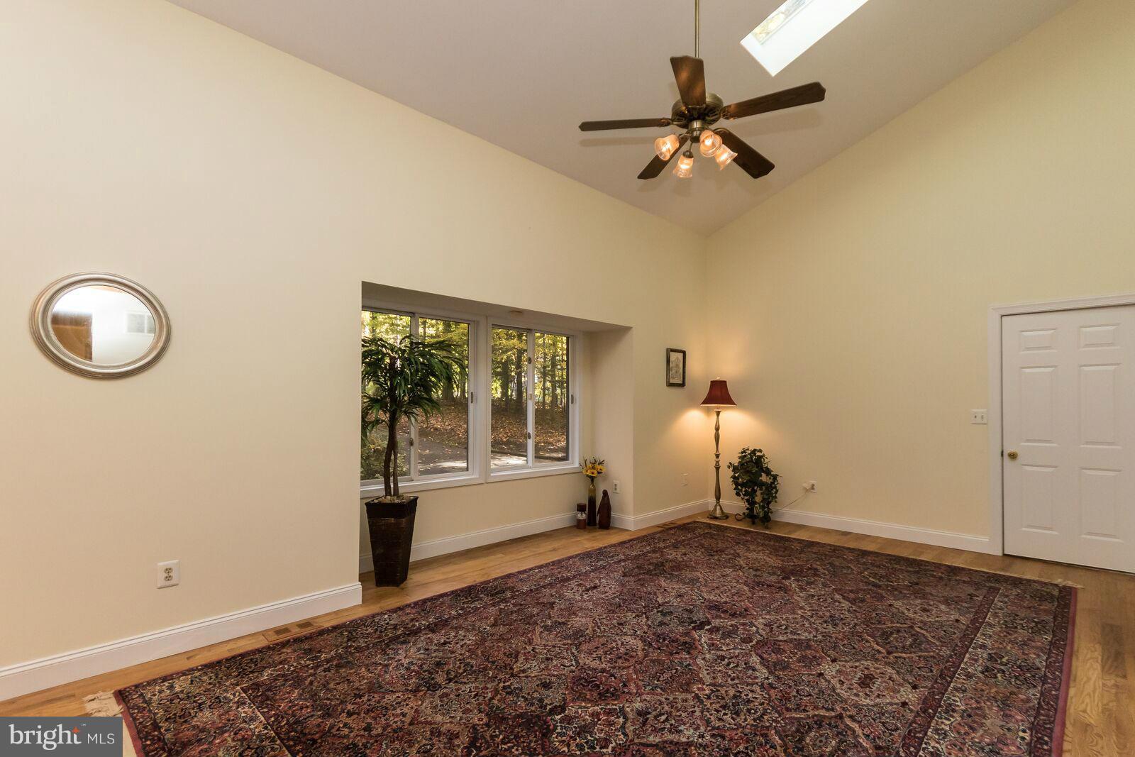 VALENTINE CREEK - Residential