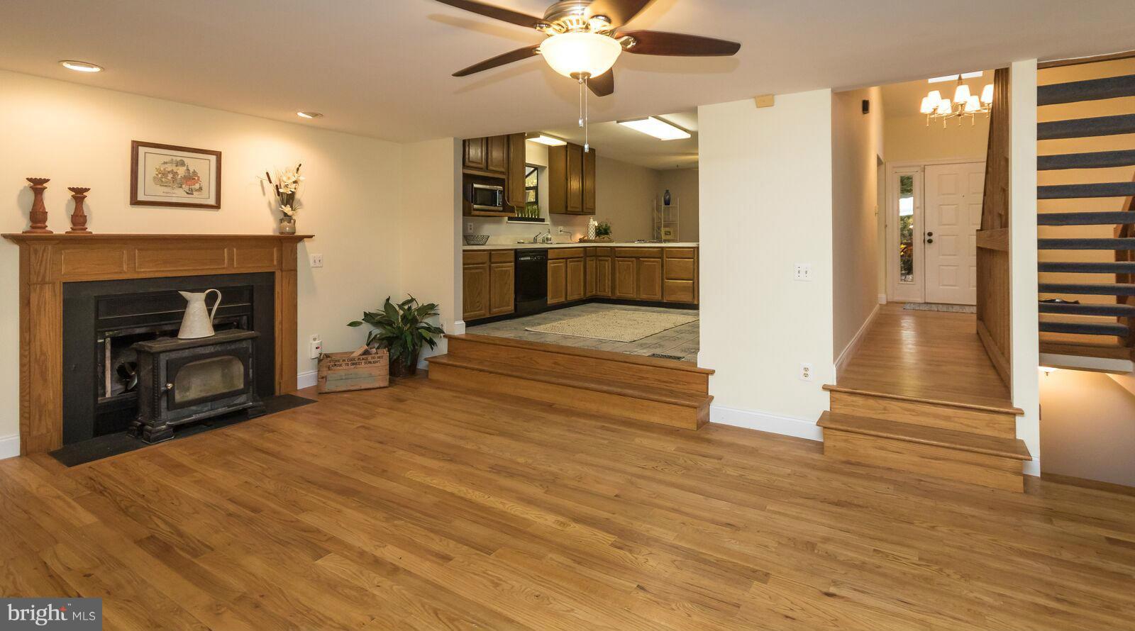 VALENTINE CREEK - Residential