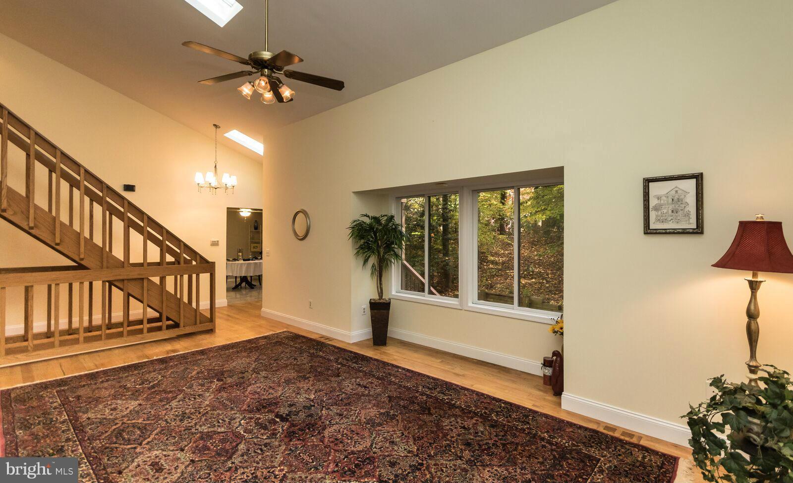 VALENTINE CREEK - Residential