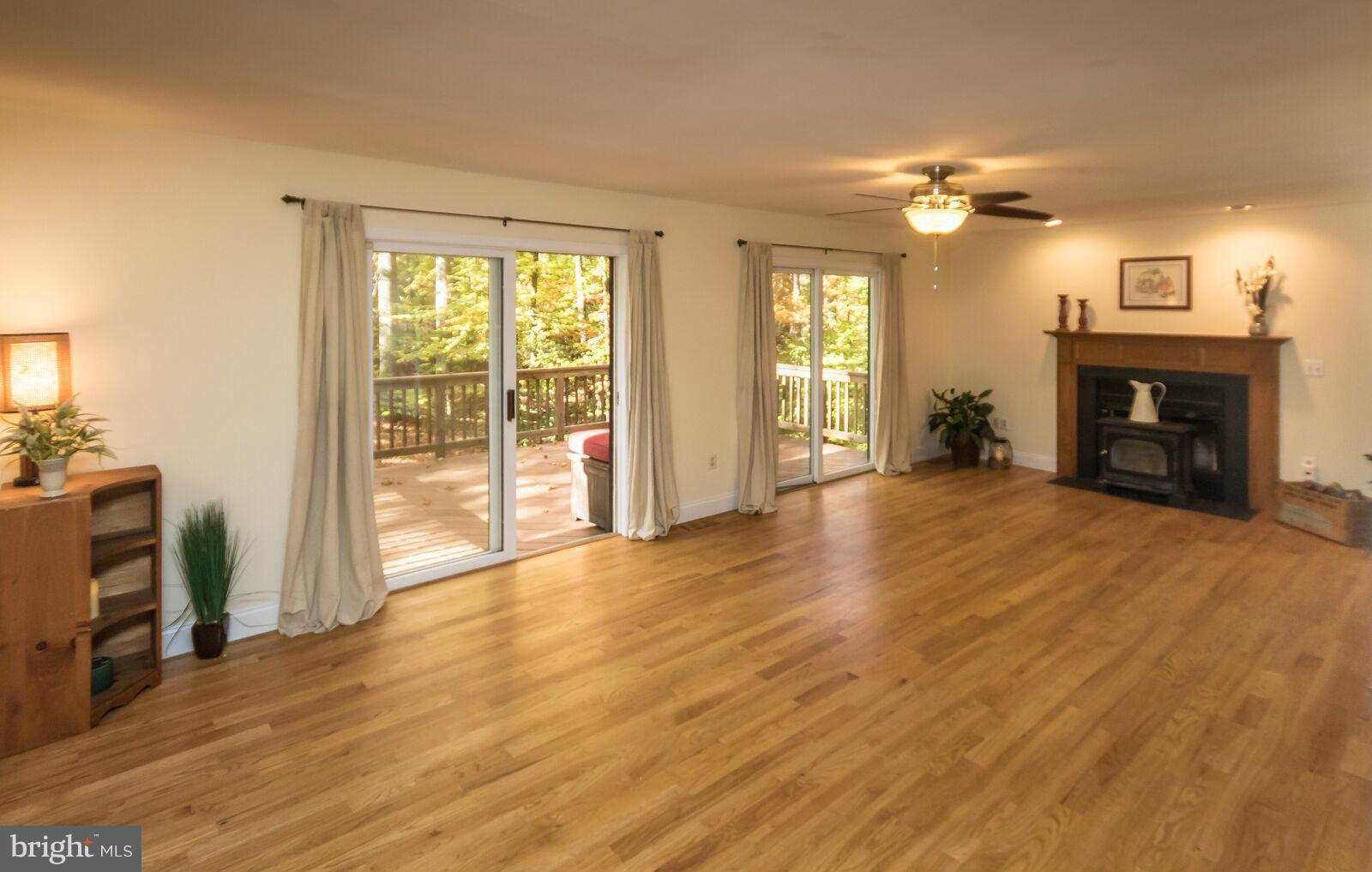 VALENTINE CREEK - Residential