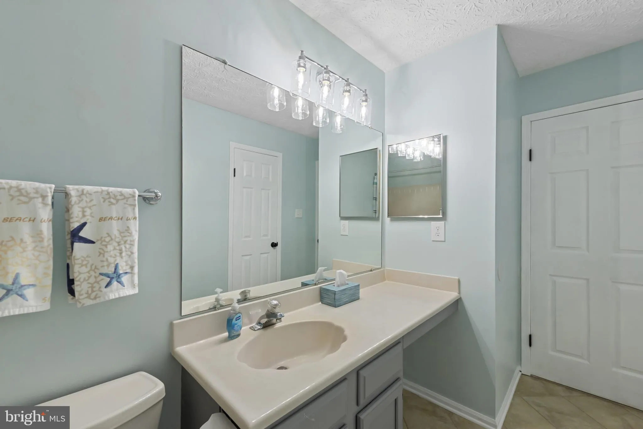 Parkville, Maryland 21234, United States, 4 Bedrooms Bedrooms, ,3 BathroomsBathrooms,Residential,Coming Soon,147354