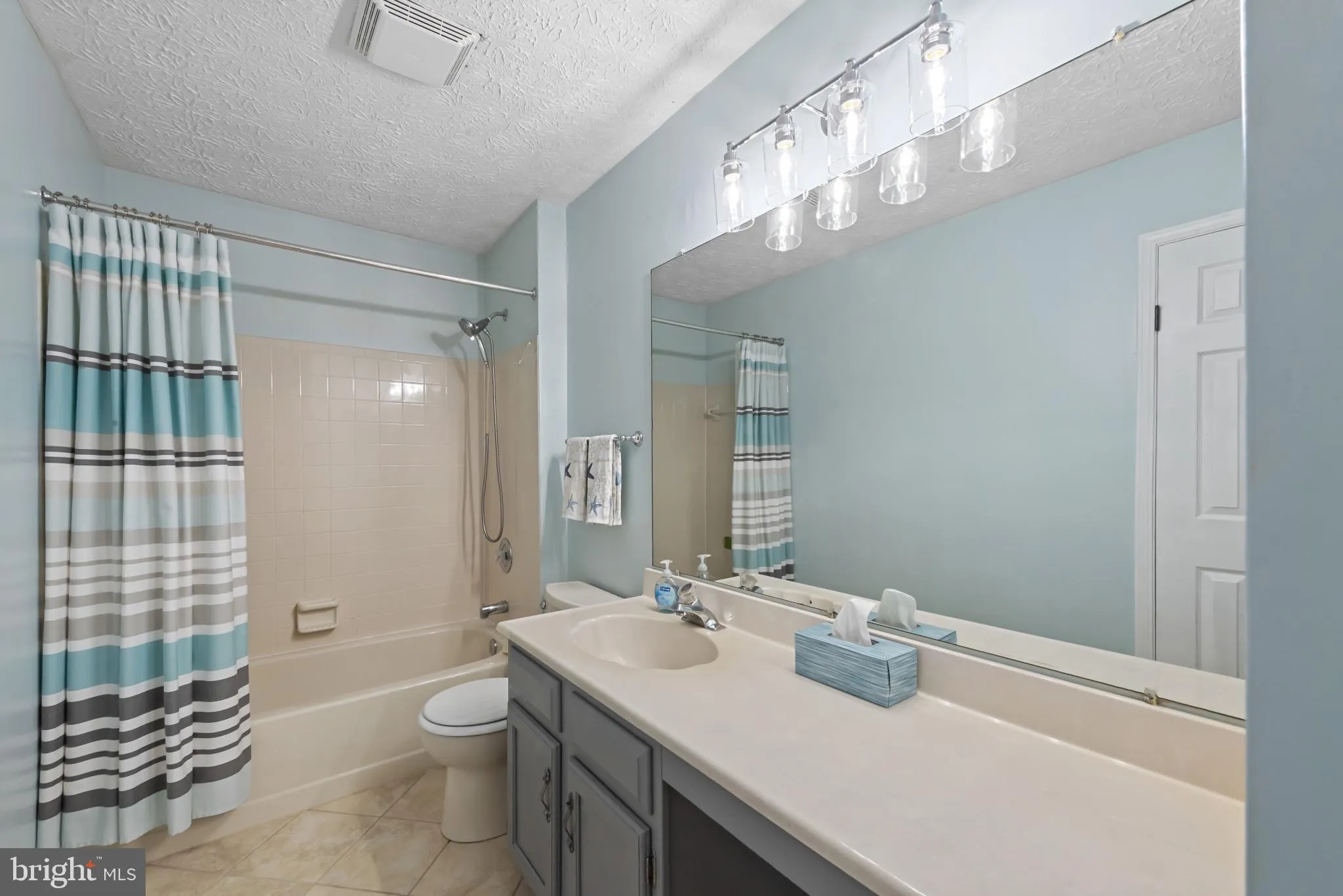 Parkville, Maryland 21234, United States, 4 Bedrooms Bedrooms, ,3 BathroomsBathrooms,Residential,Coming Soon,147354