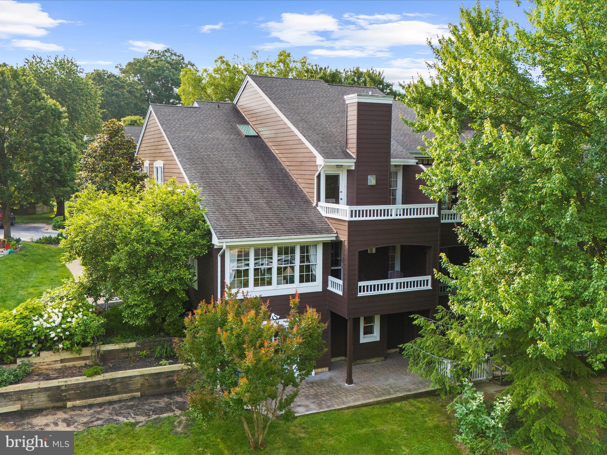 RIVA TRACE - Residential