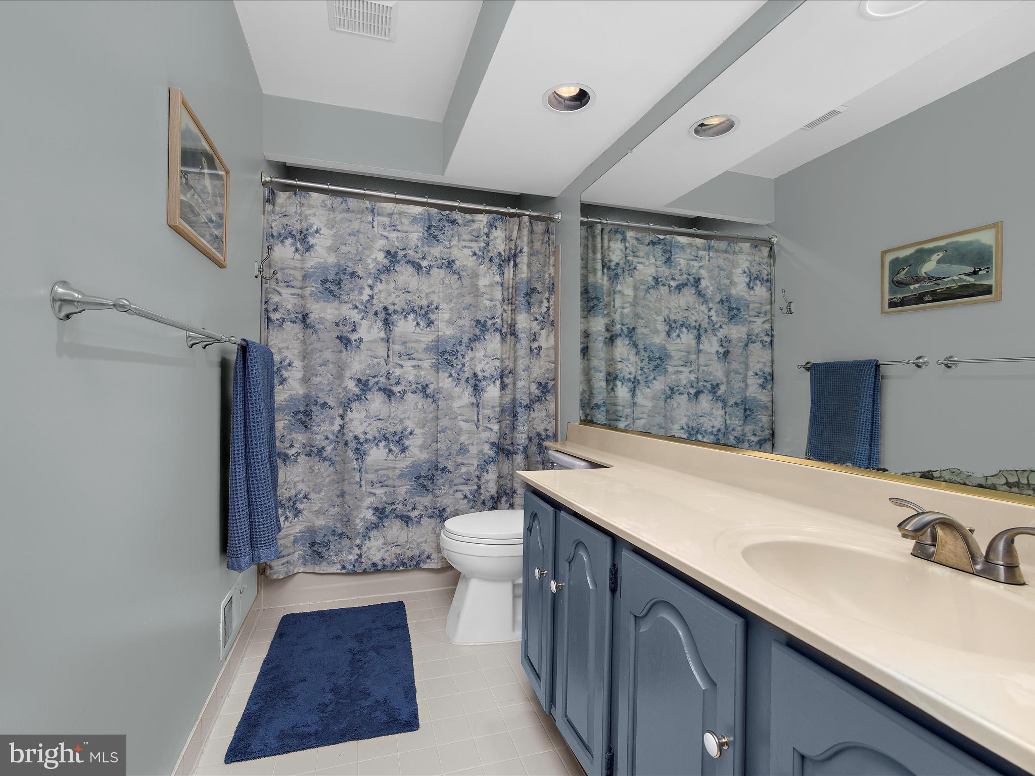 RIVA TRACE - Residential