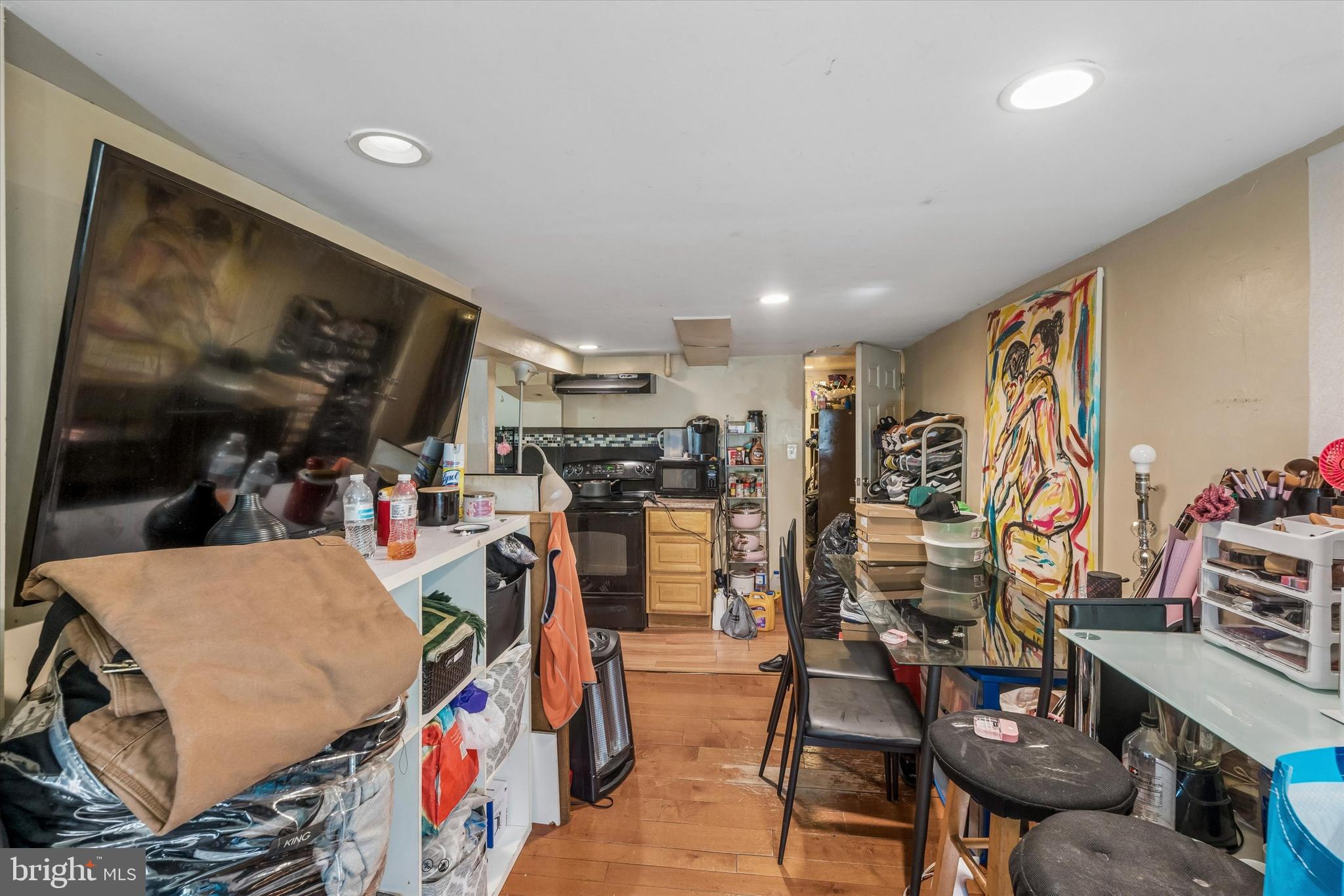 WEST OAK LANE - Residential Income