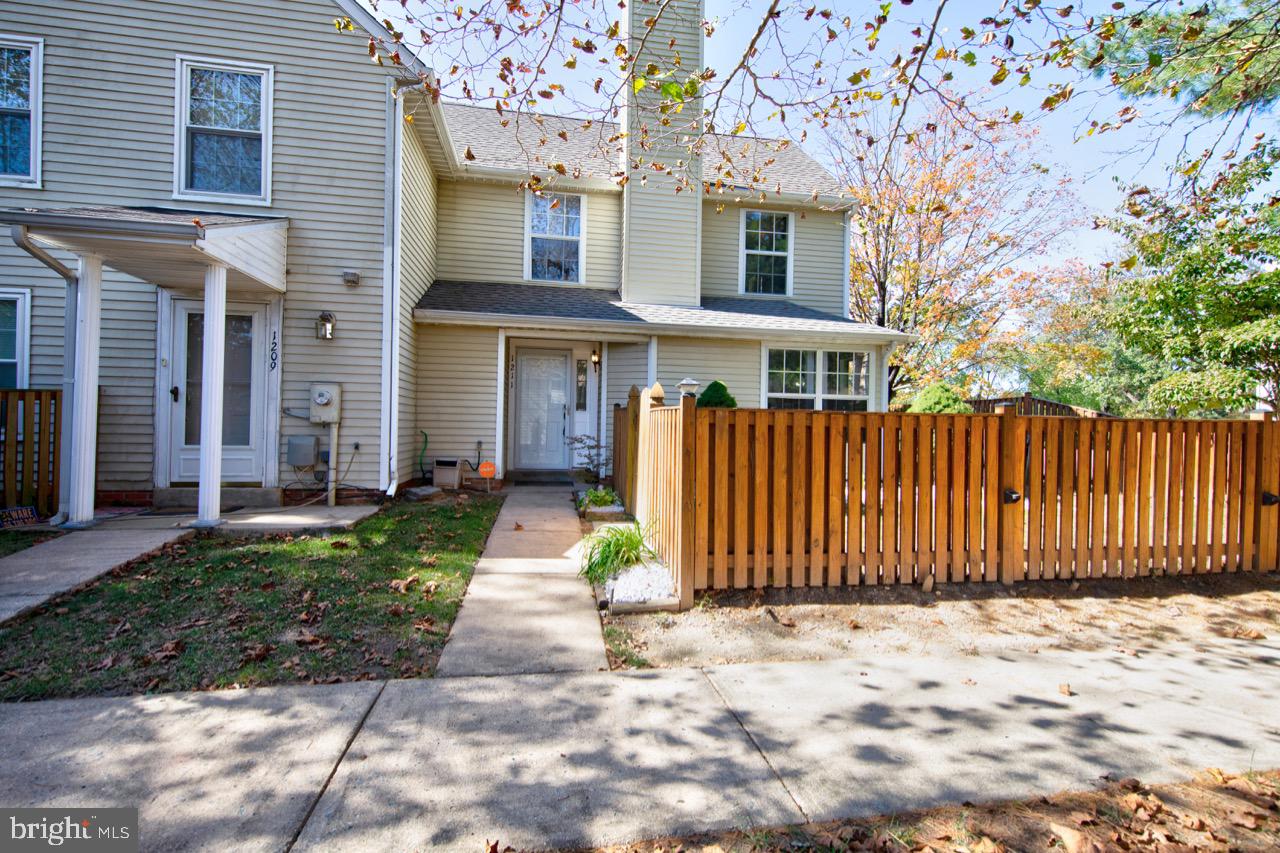 RIVERSIDE - Residential