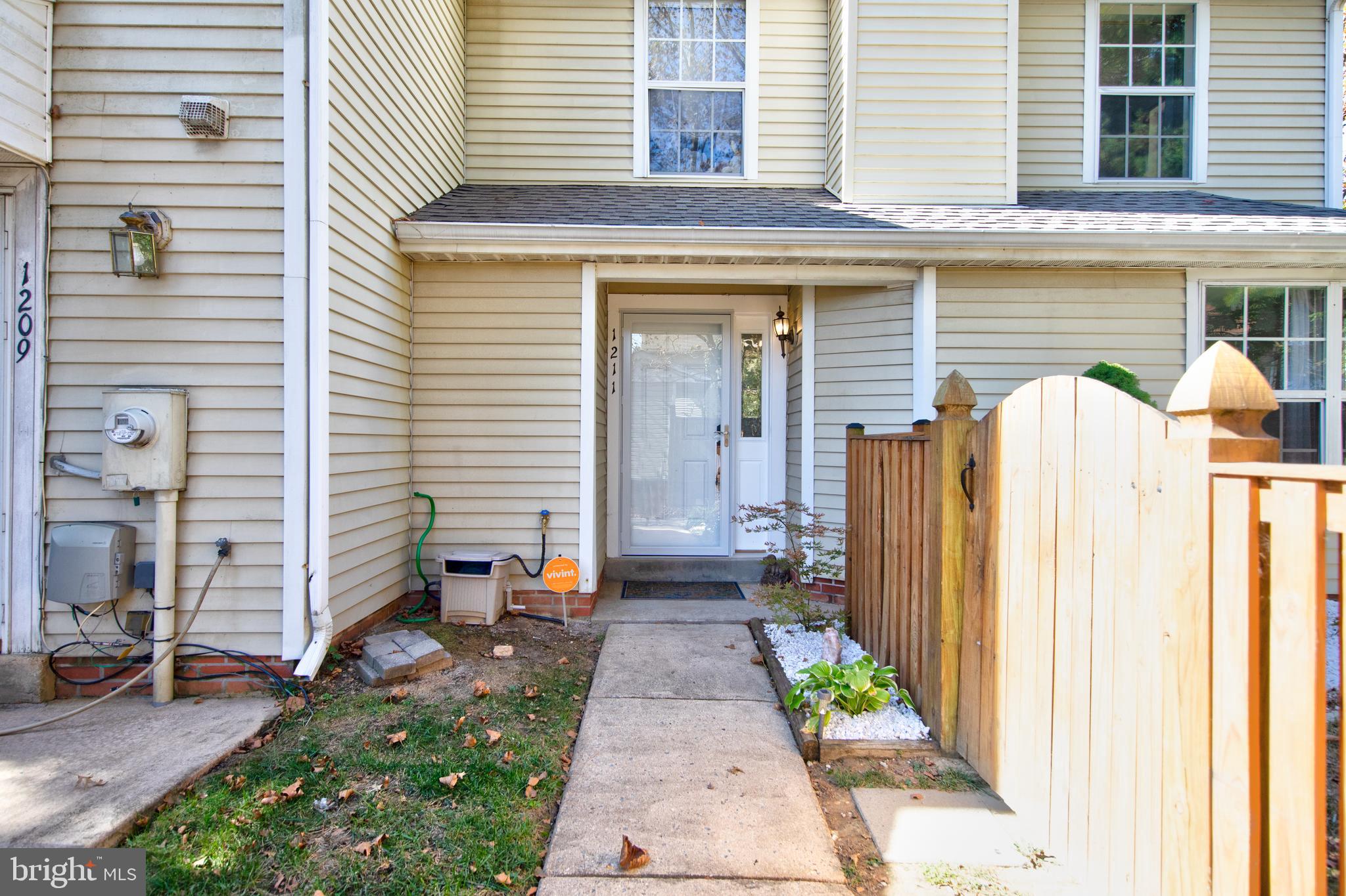 RIVERSIDE - Residential